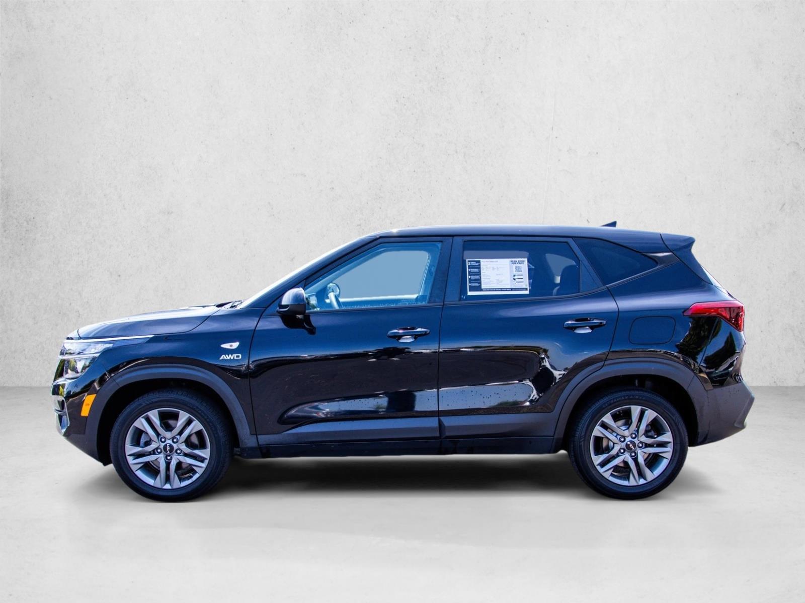 Thumbnail: 2022 Kia Seltos - 2