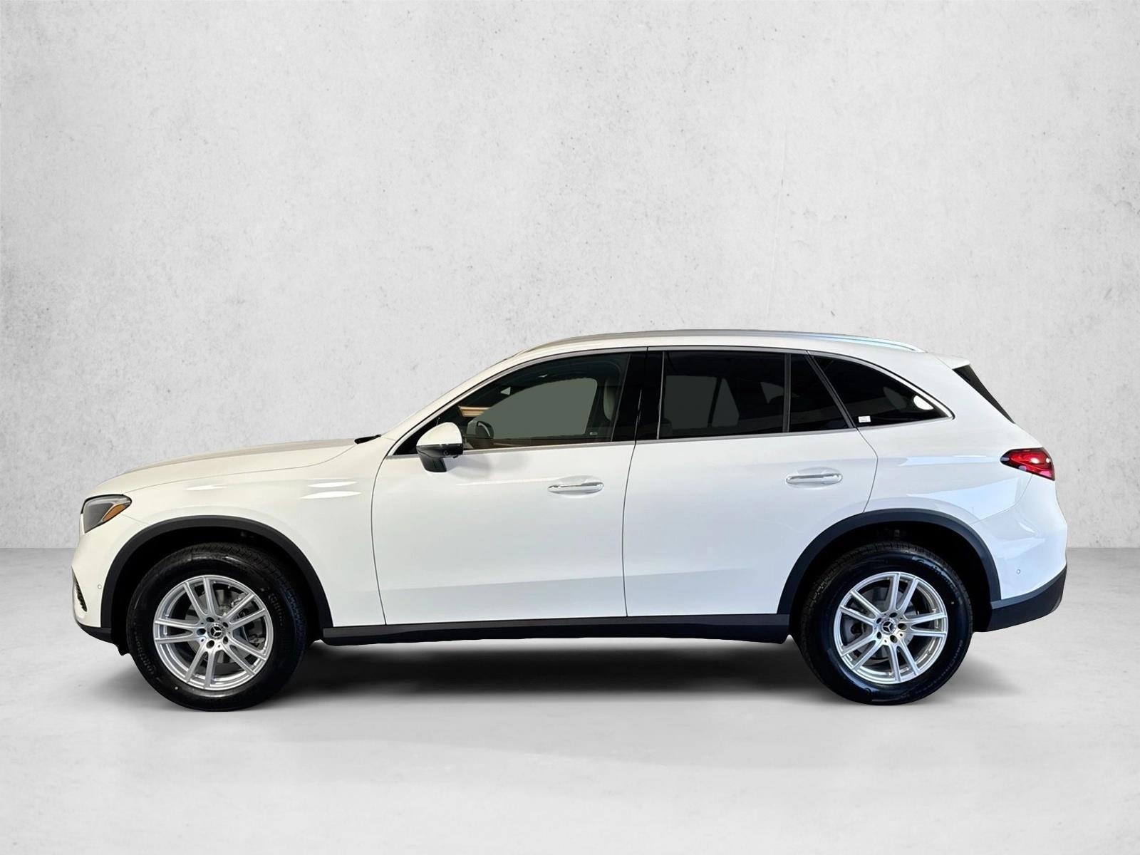 Thumbnail: 2026 Mercedes-Benz GLC - 2
