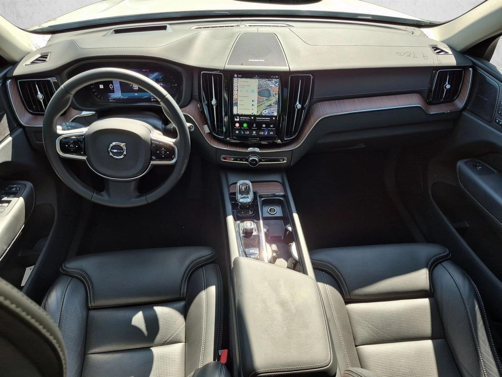 Thumbnail: 2023 Volvo XC60 - 4