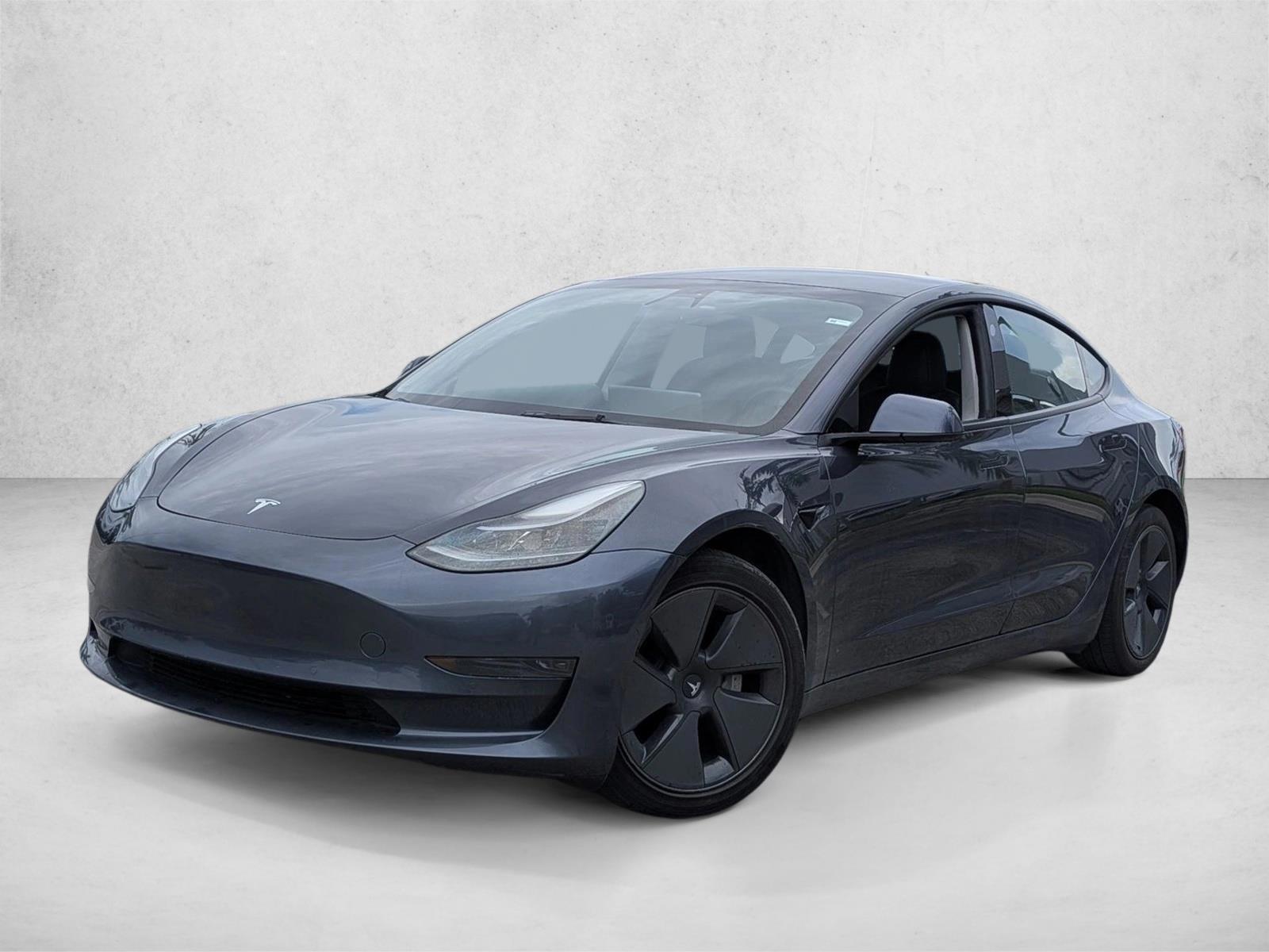 Thumbnail: 2021 Tesla Model 3 - 1