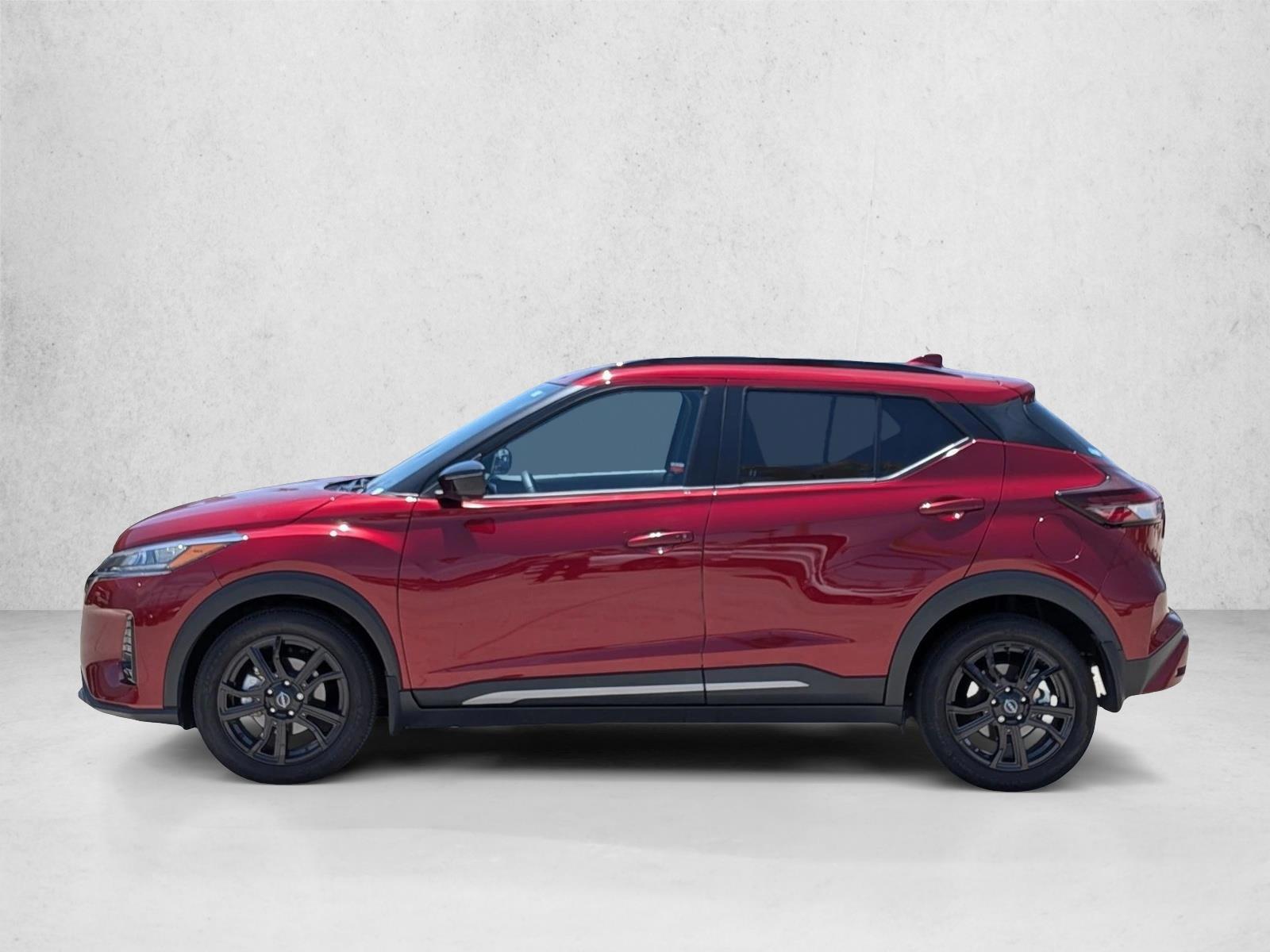 Thumbnail: 2023 Nissan Kicks - 2