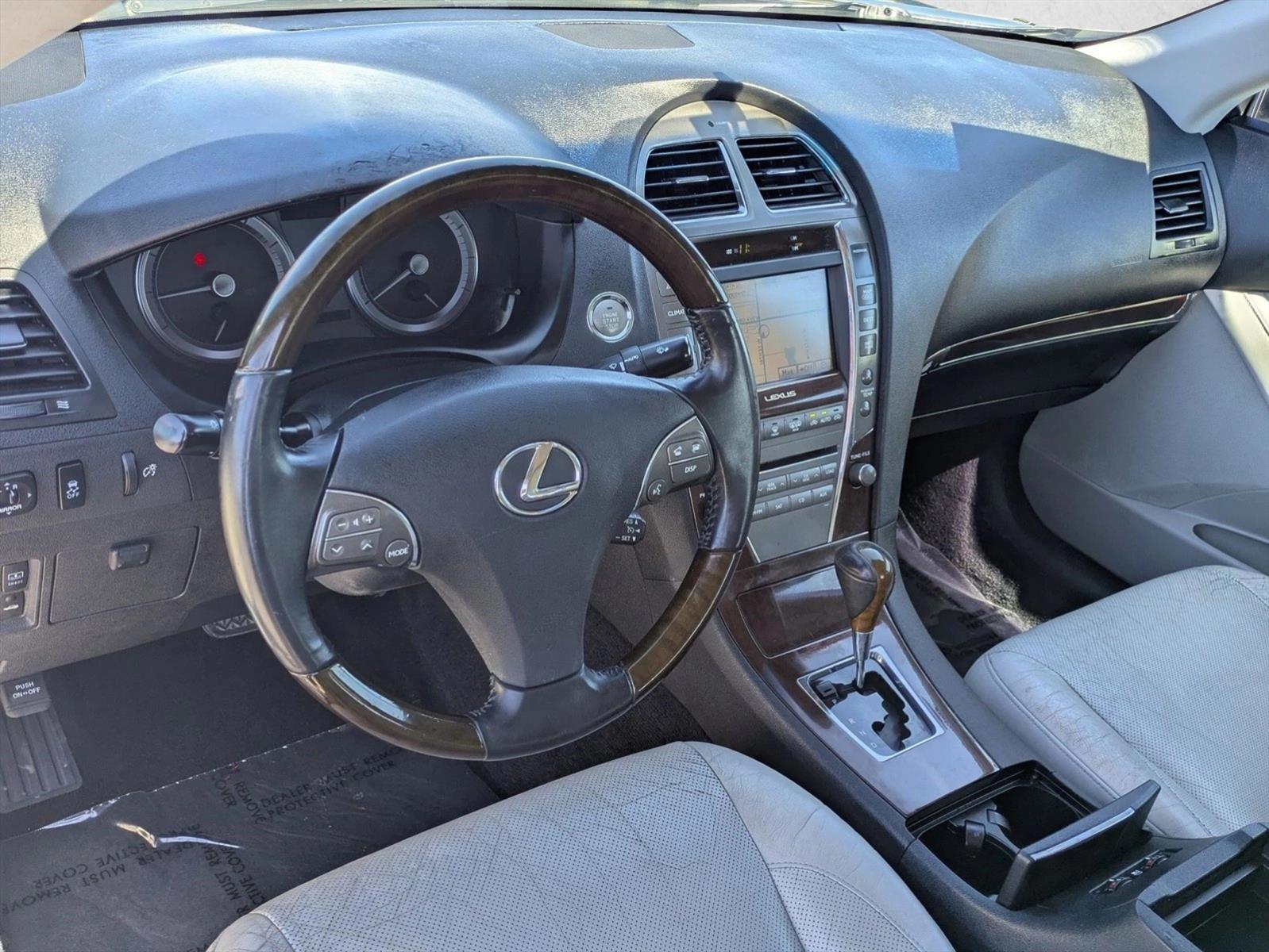 Thumbnail: 2011 Lexus ES - 3