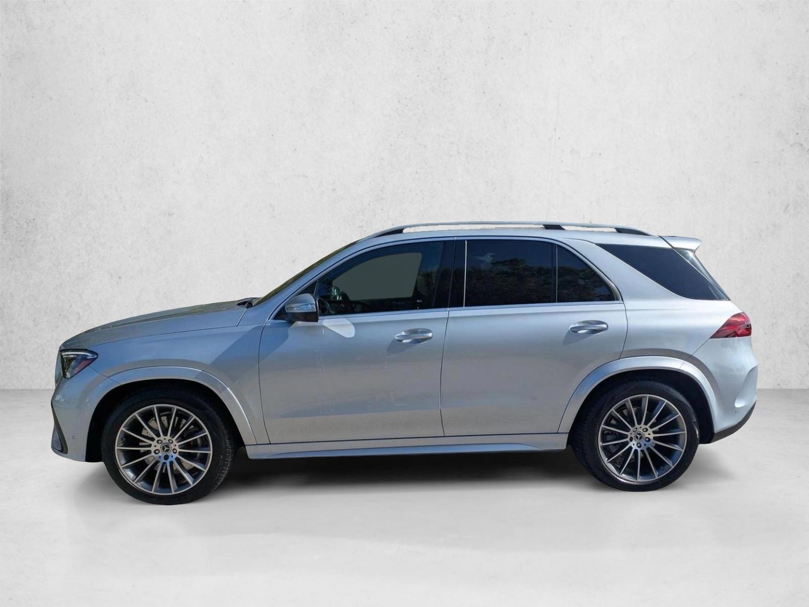 Thumbnail: 2026 Mercedes-Benz GLE - 2