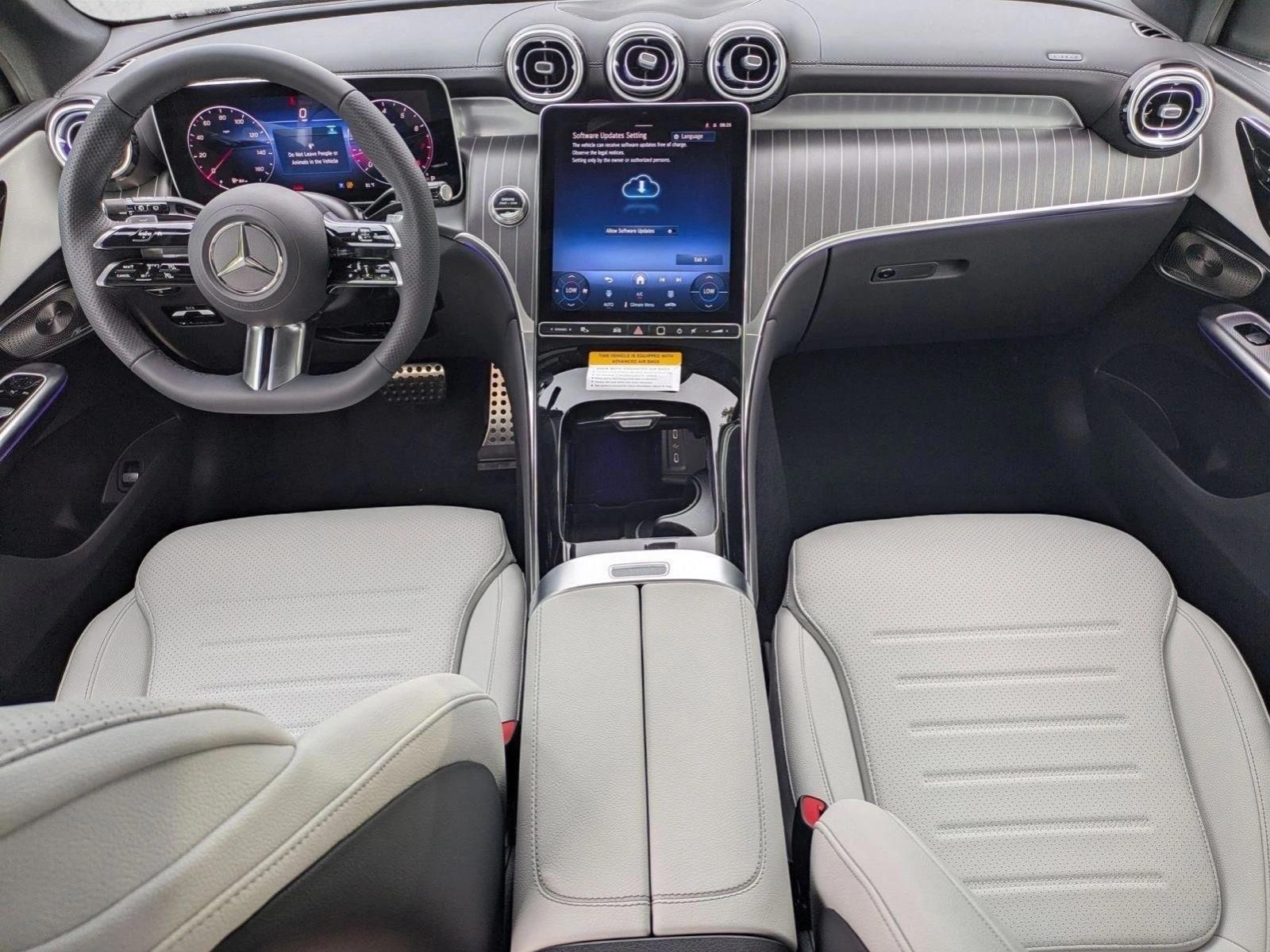 Thumbnail: 2026 Mercedes-Benz GLC - 4