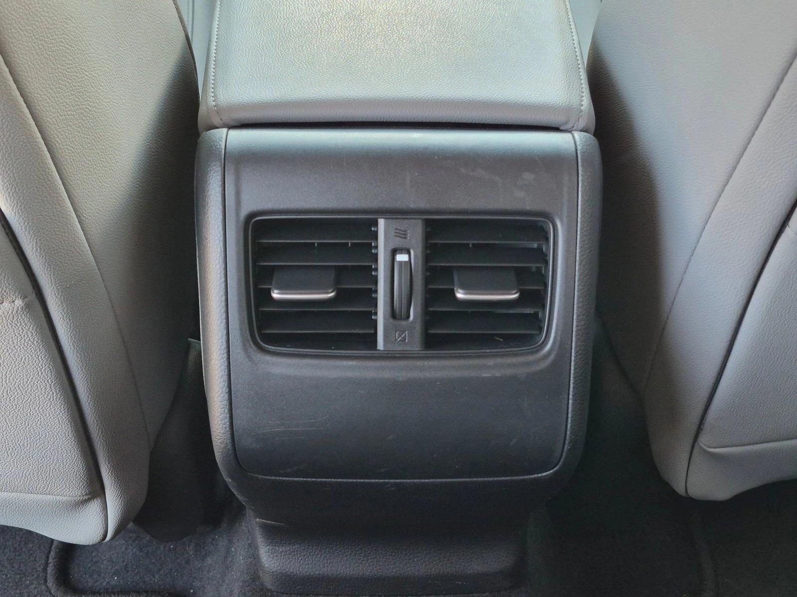 2019 Honda Accord Hybrid Touring - Photo 17