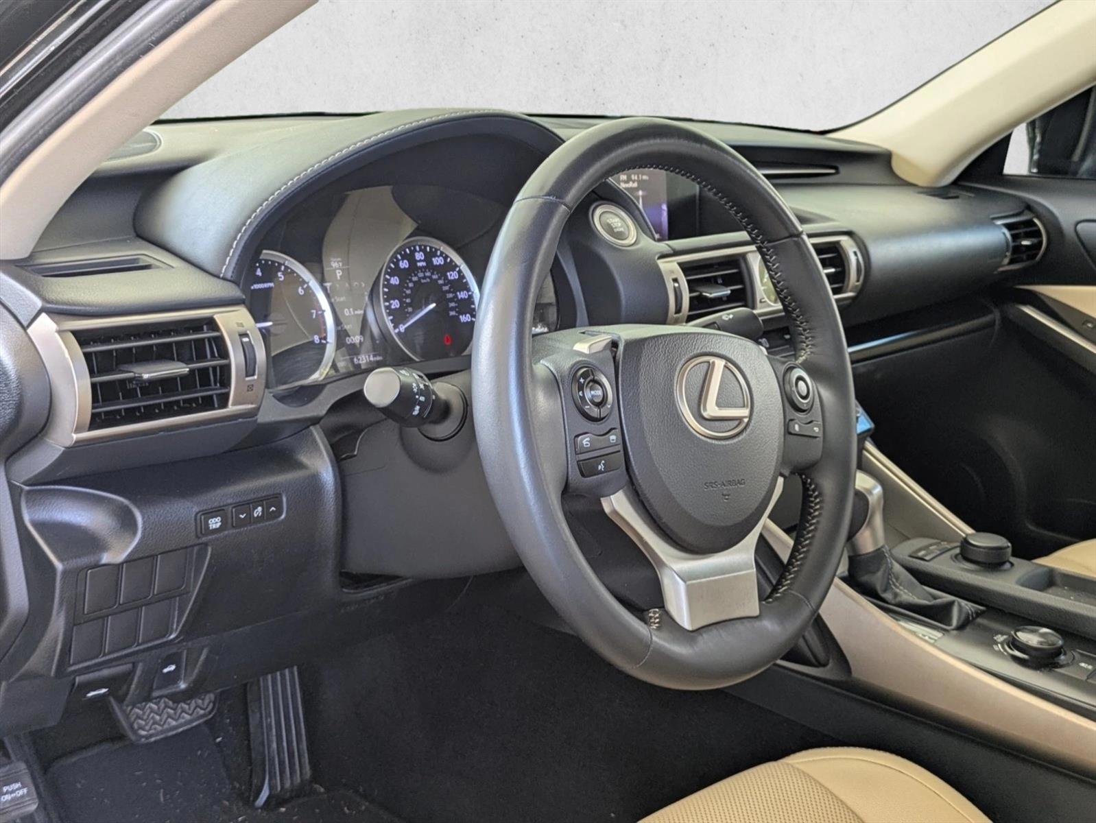 Thumbnail: 2014 Lexus IS - 3