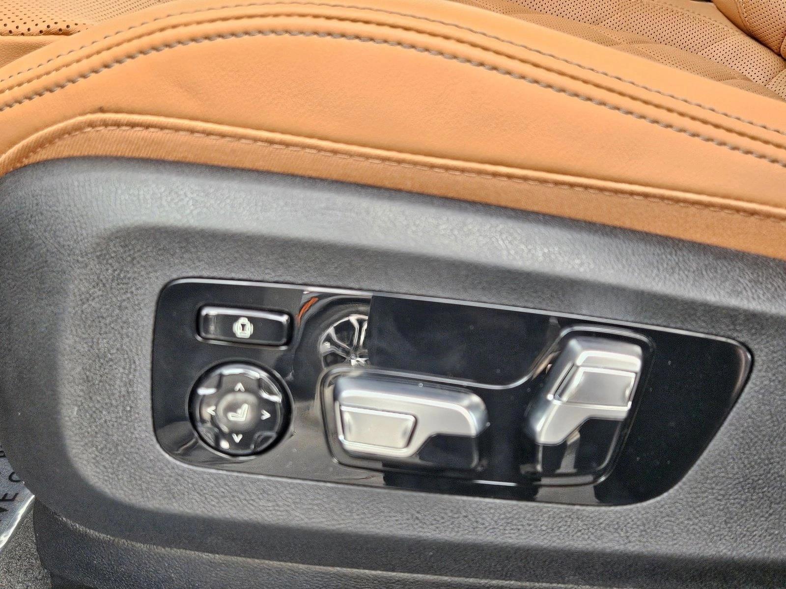 Thumbnail: 2026 BMW X7 - 5