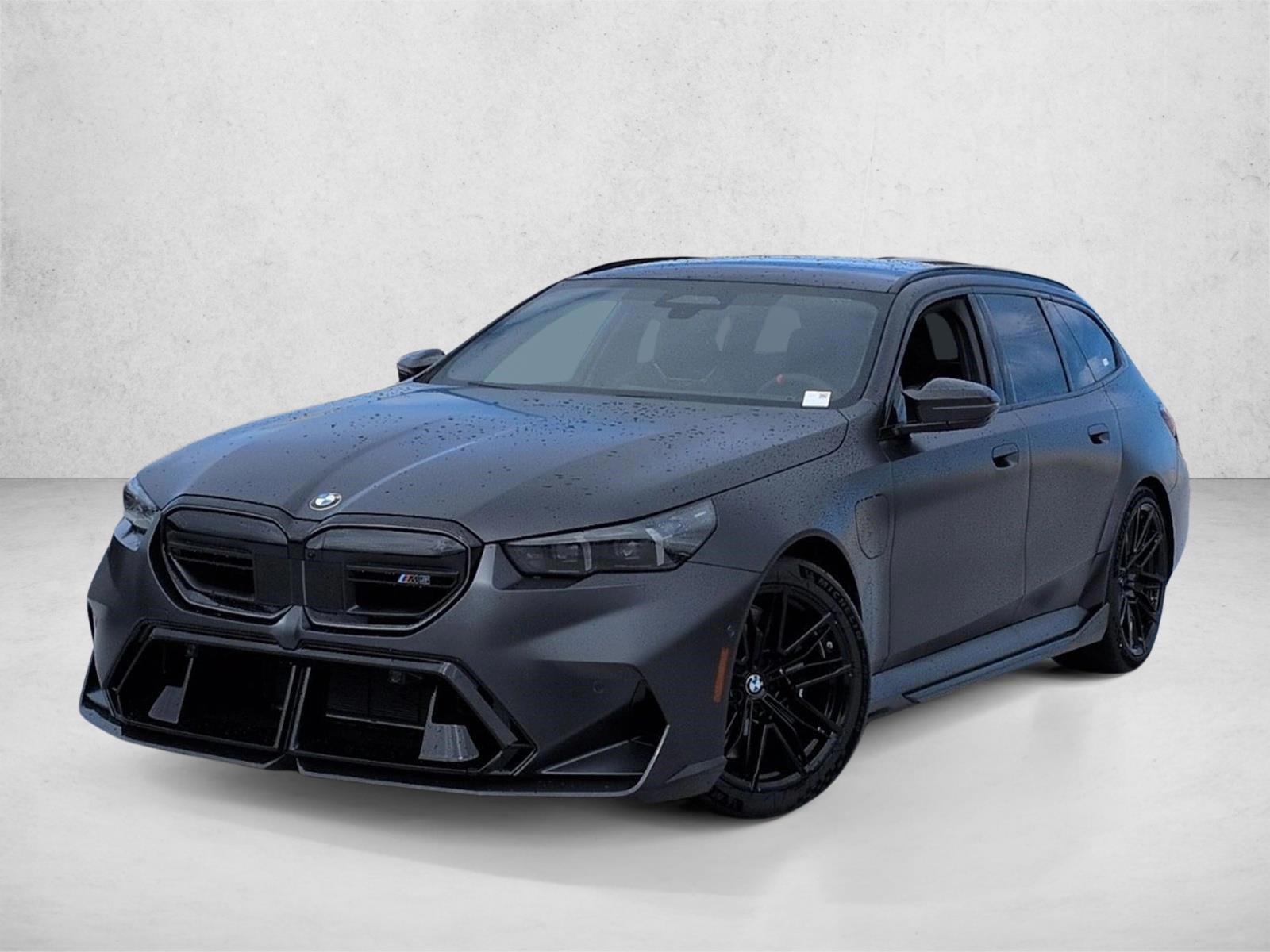 Thumbnail: 2026 BMW M5 - 1