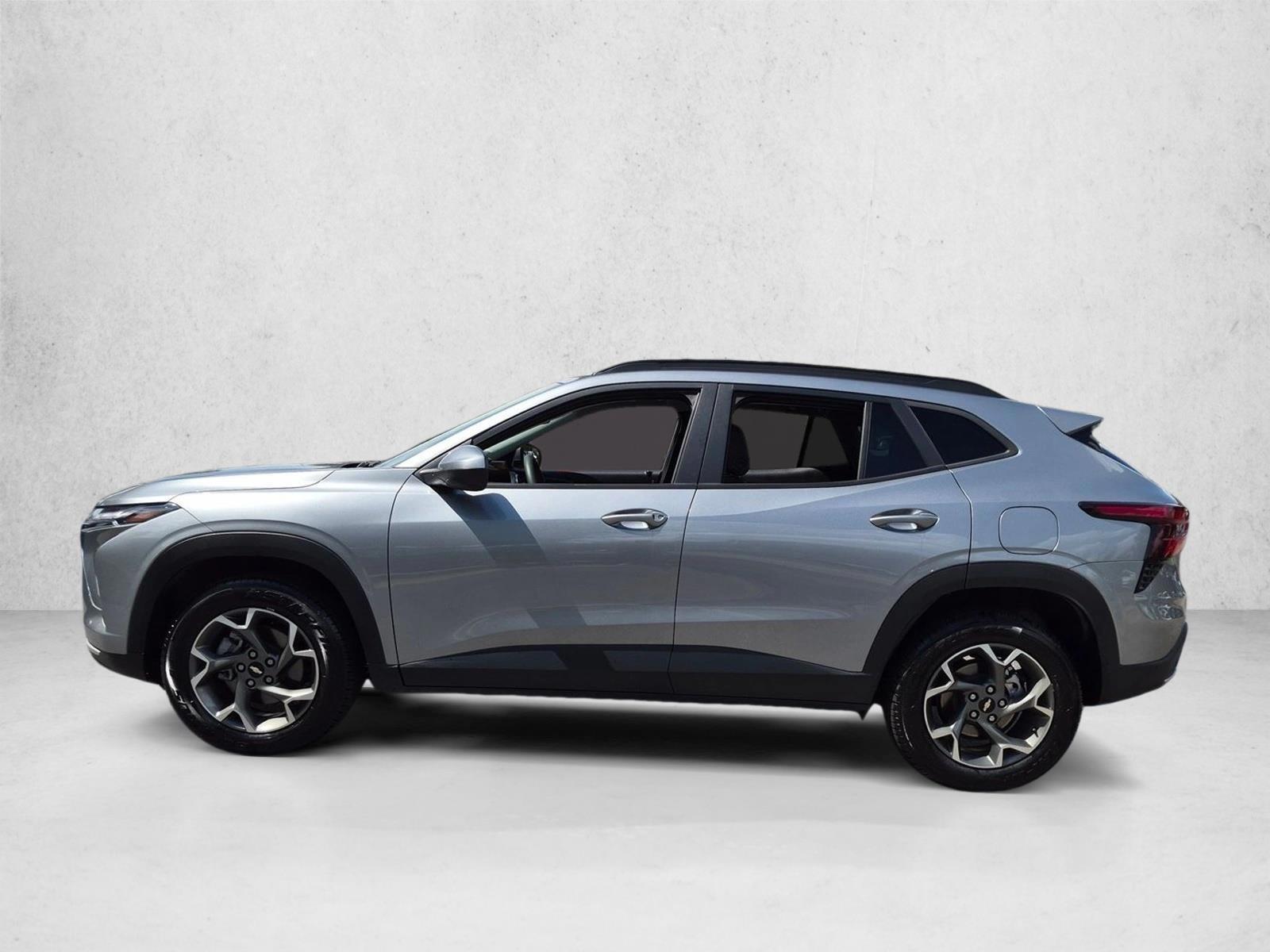 Thumbnail: 2024 Chevrolet Trax - 2