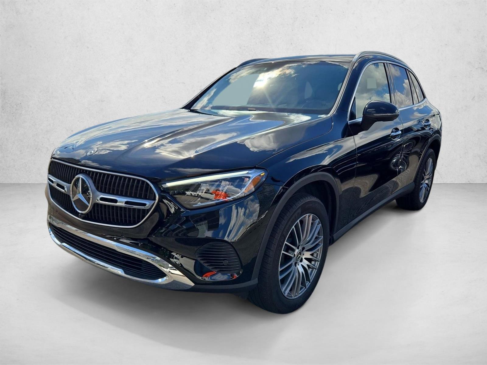 Thumbnail: 2026 Mercedes-Benz GLC - 2