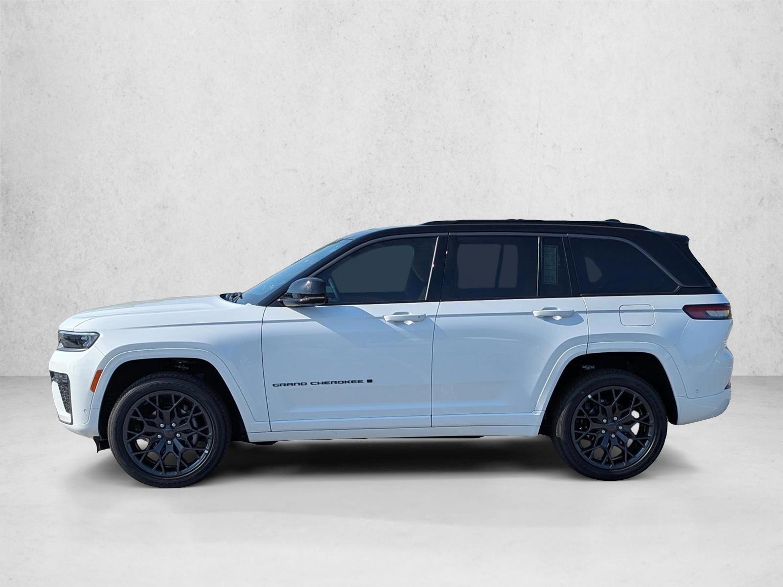 Thumbnail: 2026 Jeep Grand Cherokee - 2