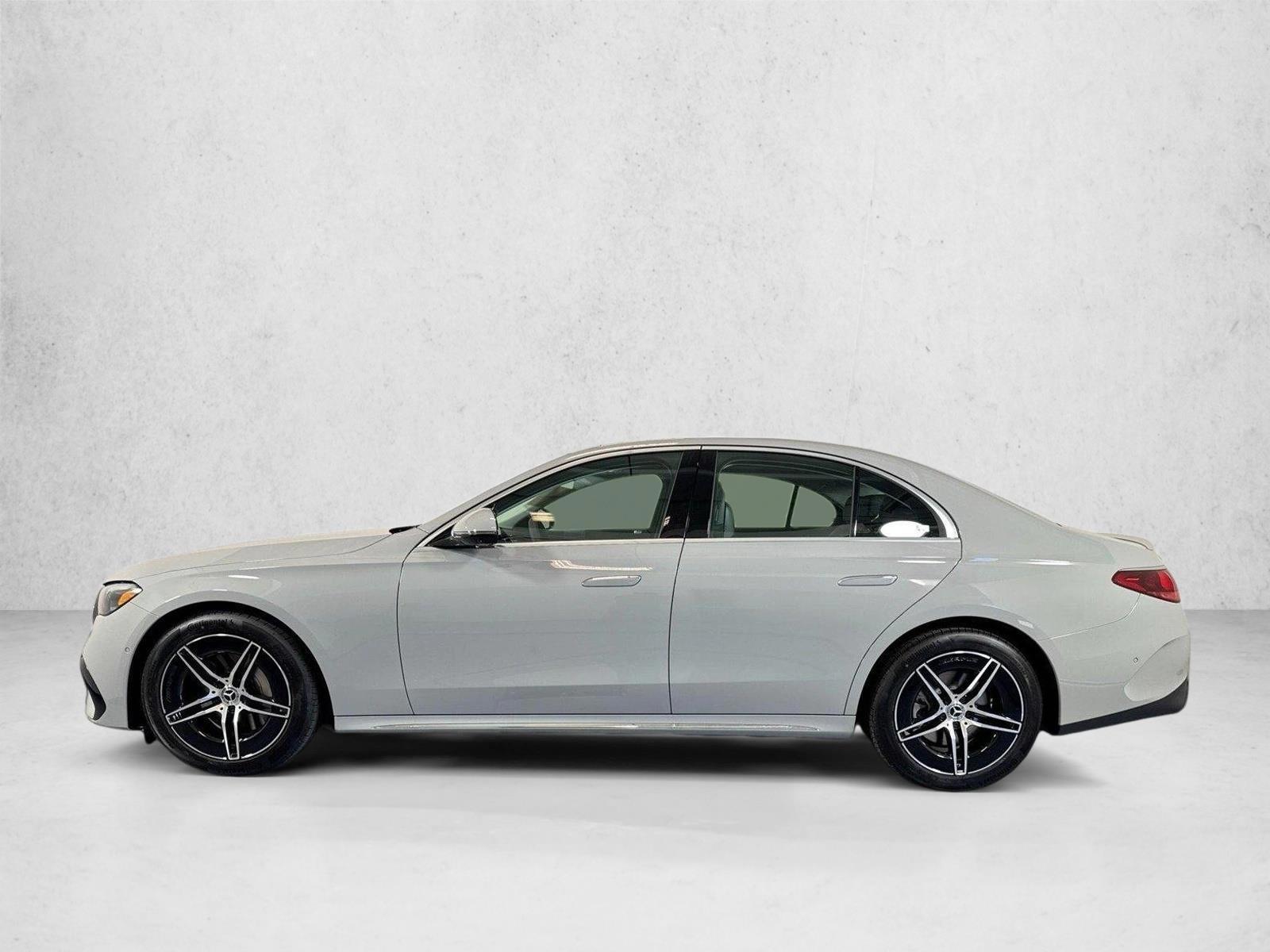 Thumbnail: 2026 Mercedes-Benz E-Class - 2