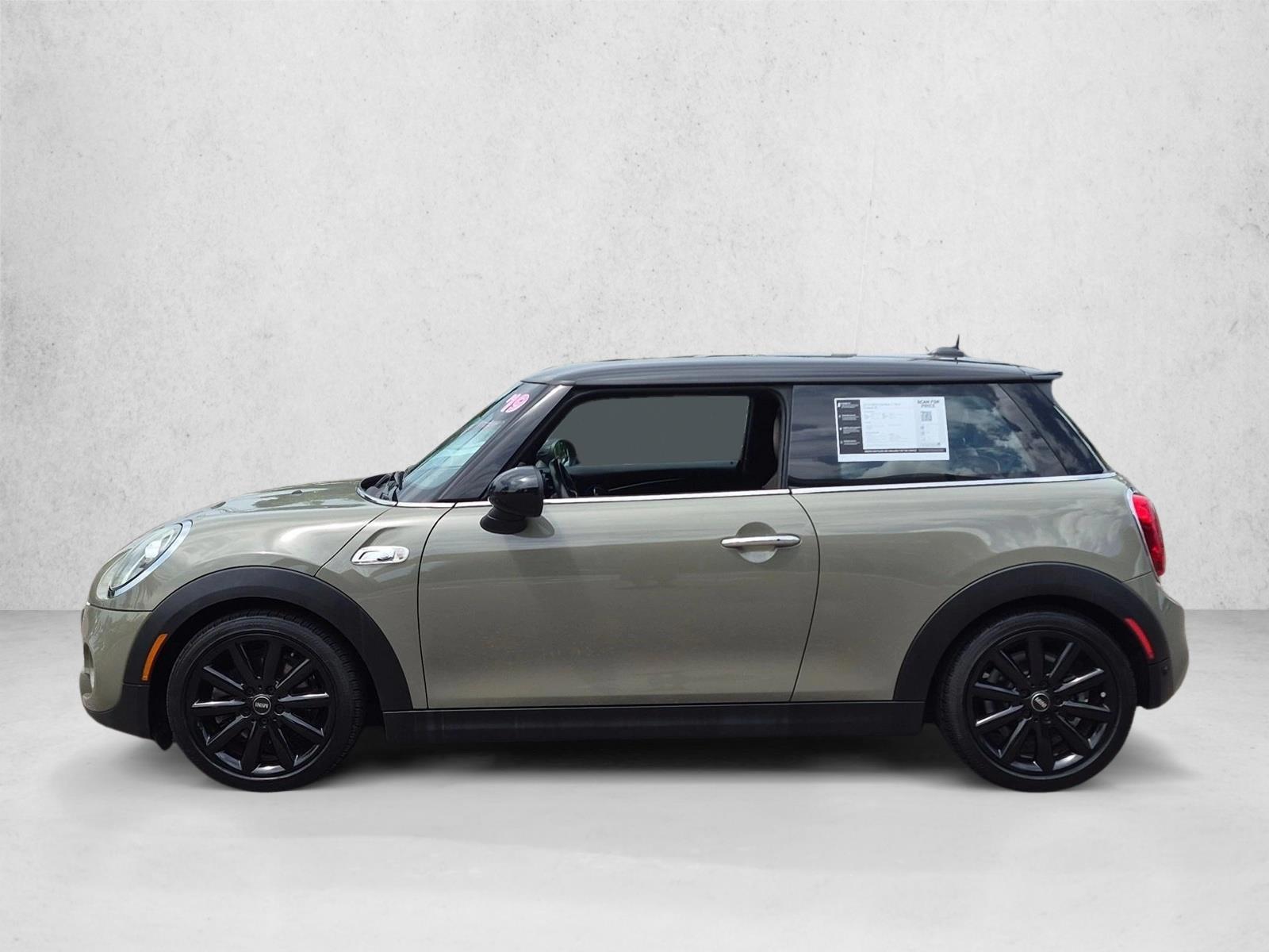 Thumbnail: 2019 MINI Cooper Hardtop - 2