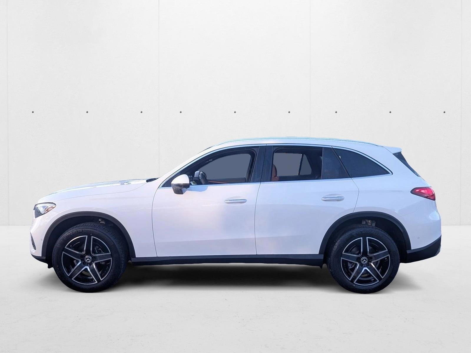 Thumbnail: 2026 Mercedes-Benz GLC - 2