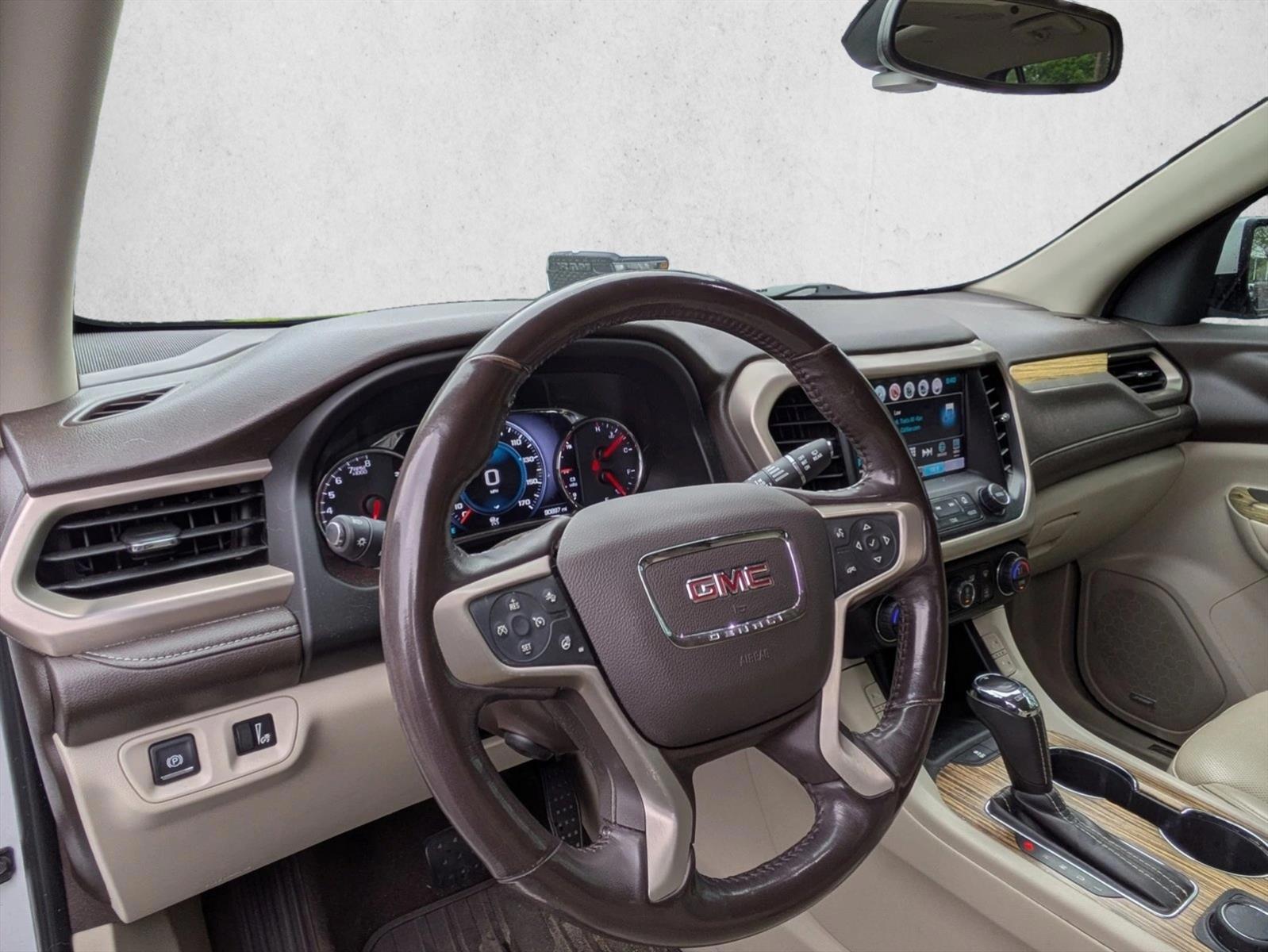 Thumbnail: 2019 GMC Acadia - 3