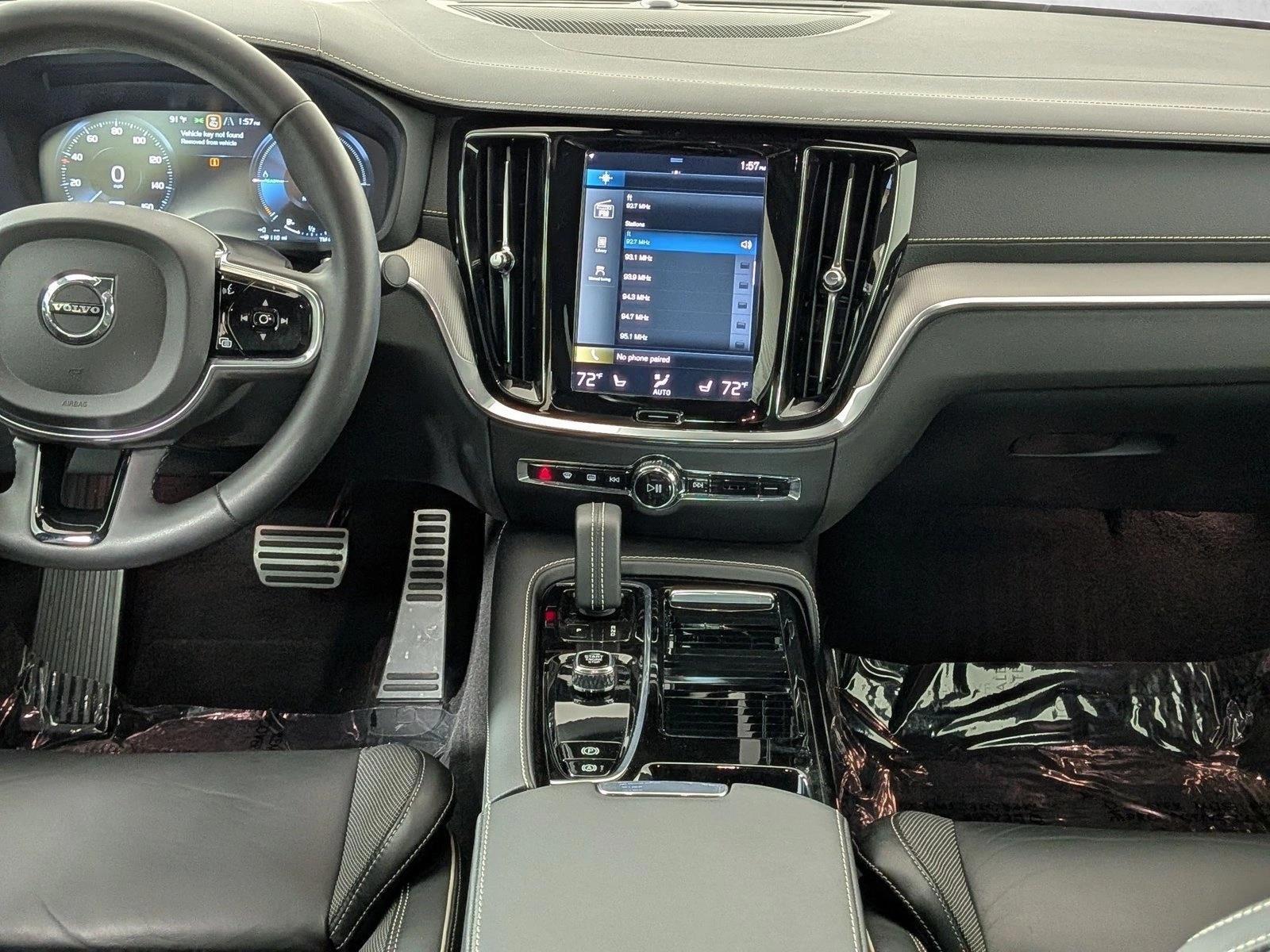 Thumbnail: 2022 Volvo S60 - 4