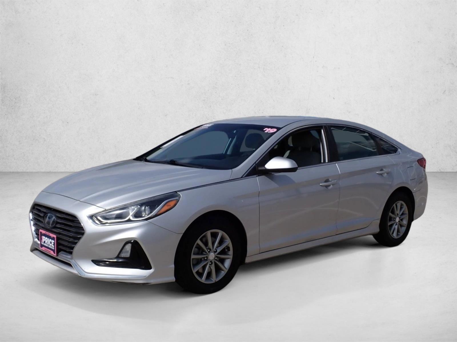 Thumbnail: 2019 Hyundai Sonata - 1