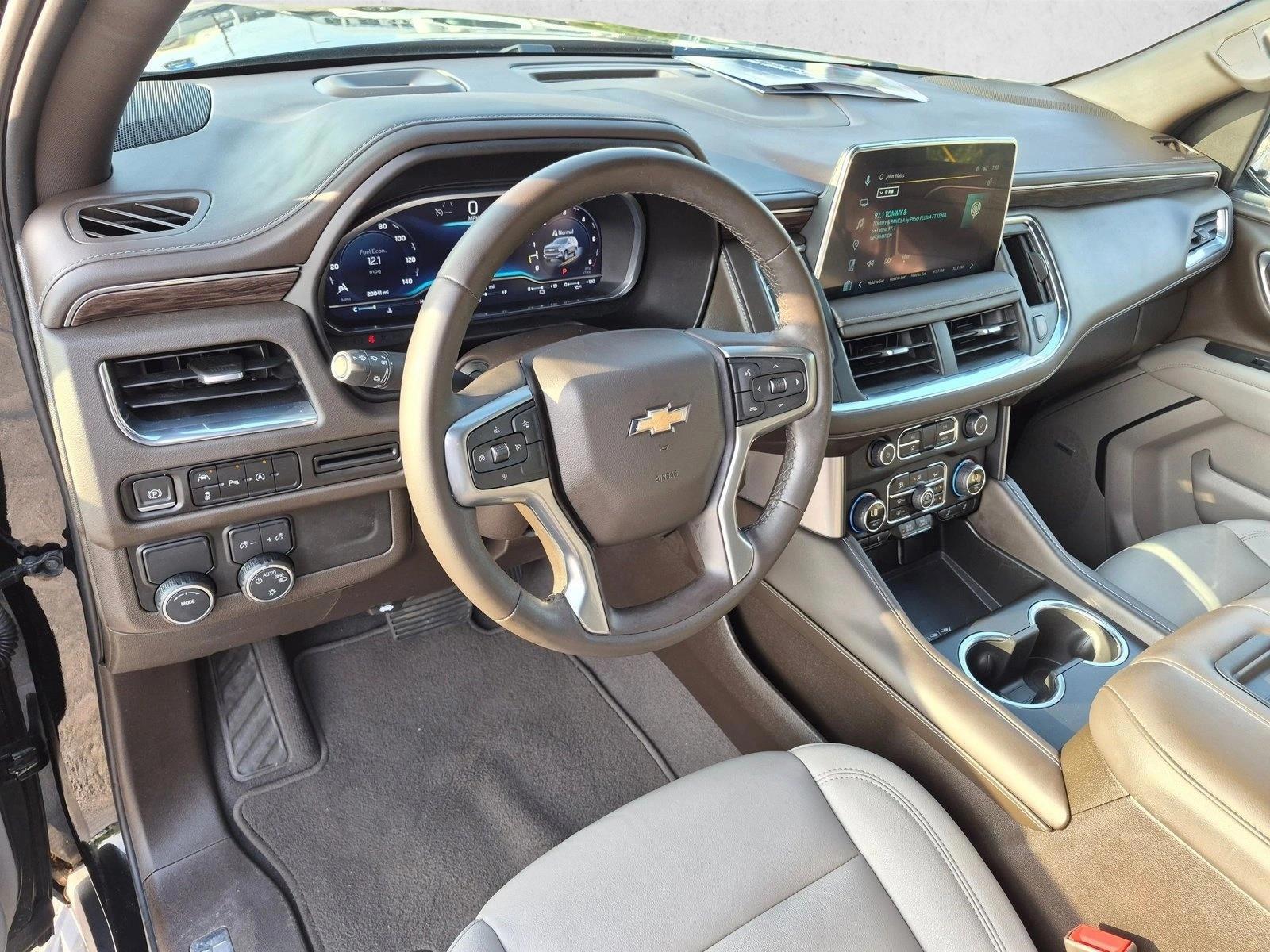 Thumbnail: 2023 Chevrolet Tahoe - 3