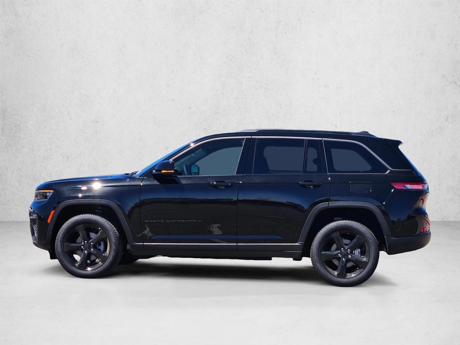 Thumbnail: 2026 Jeep Grand Cherokee - 2