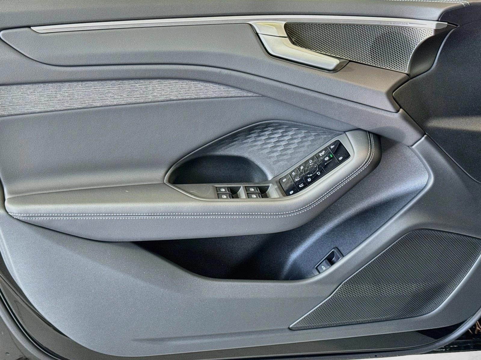 2026 Audi A6 Premium Plus - Photo 15