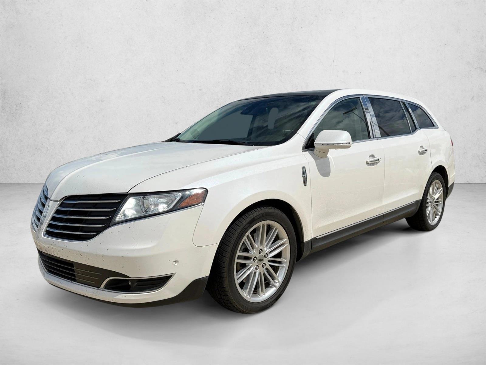 2019 Lincoln MKT Reserve