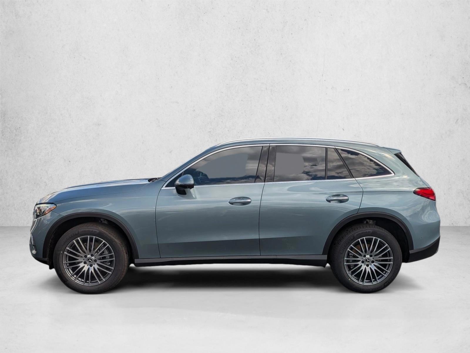 Thumbnail: 2026 Mercedes-Benz GLC - 2