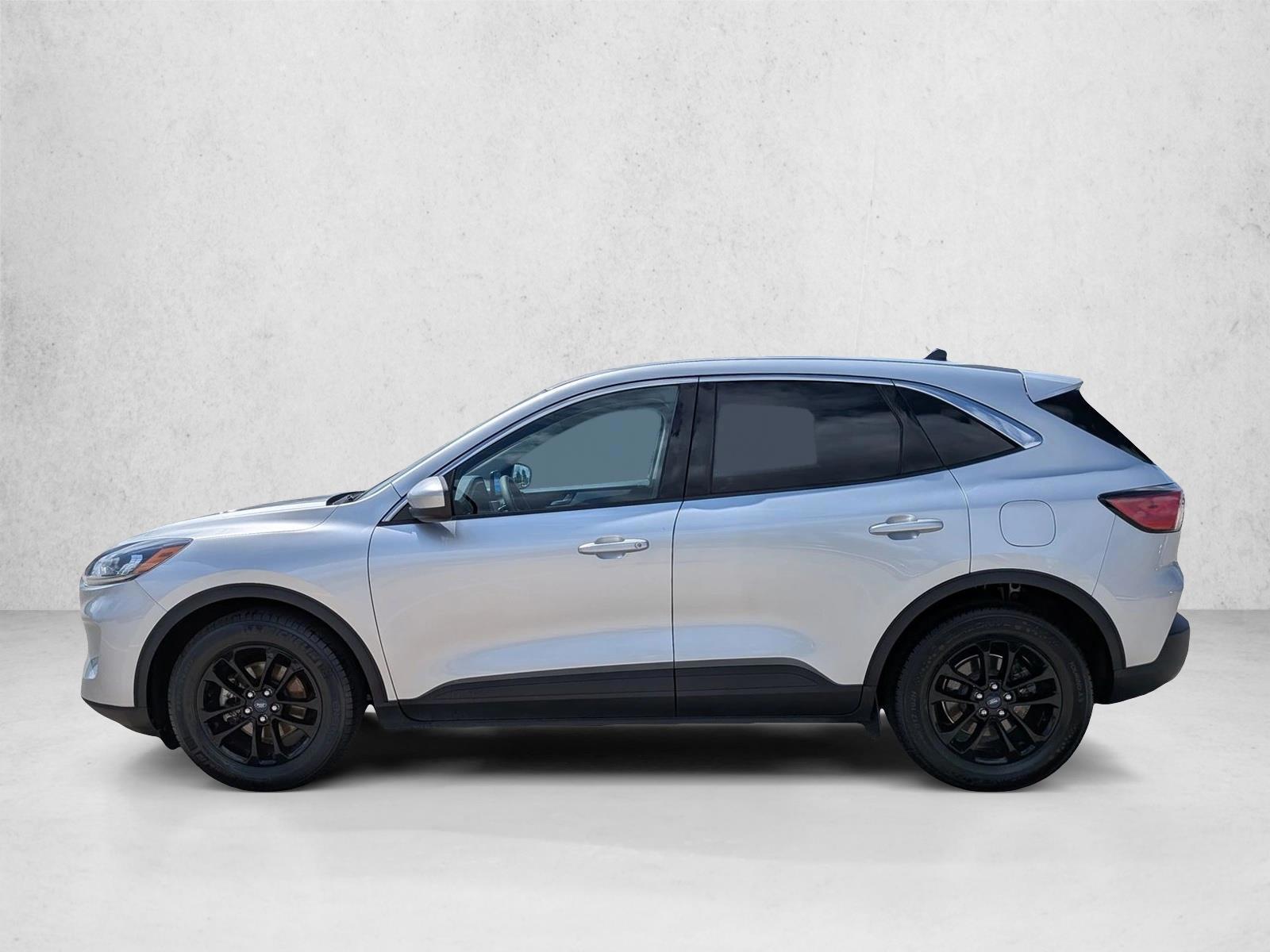 Thumbnail: 2020 Ford Escape - 3