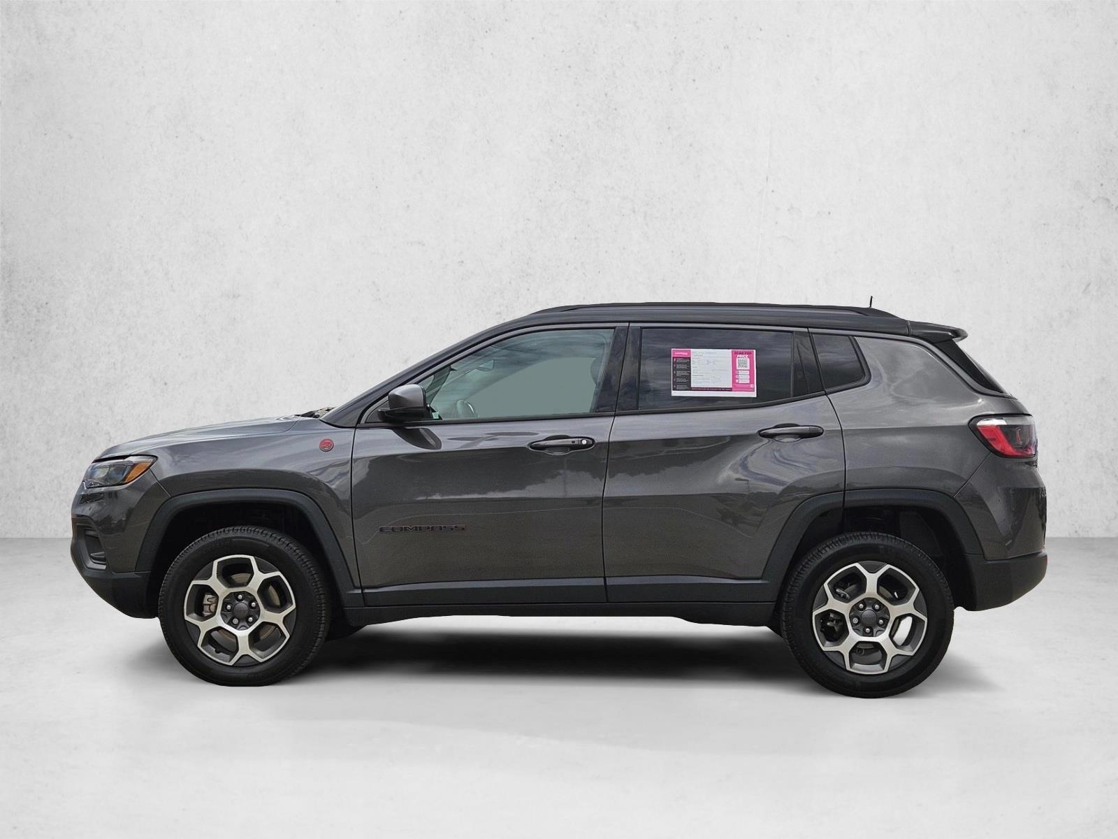 Thumbnail: 2022 Jeep Compass - 2