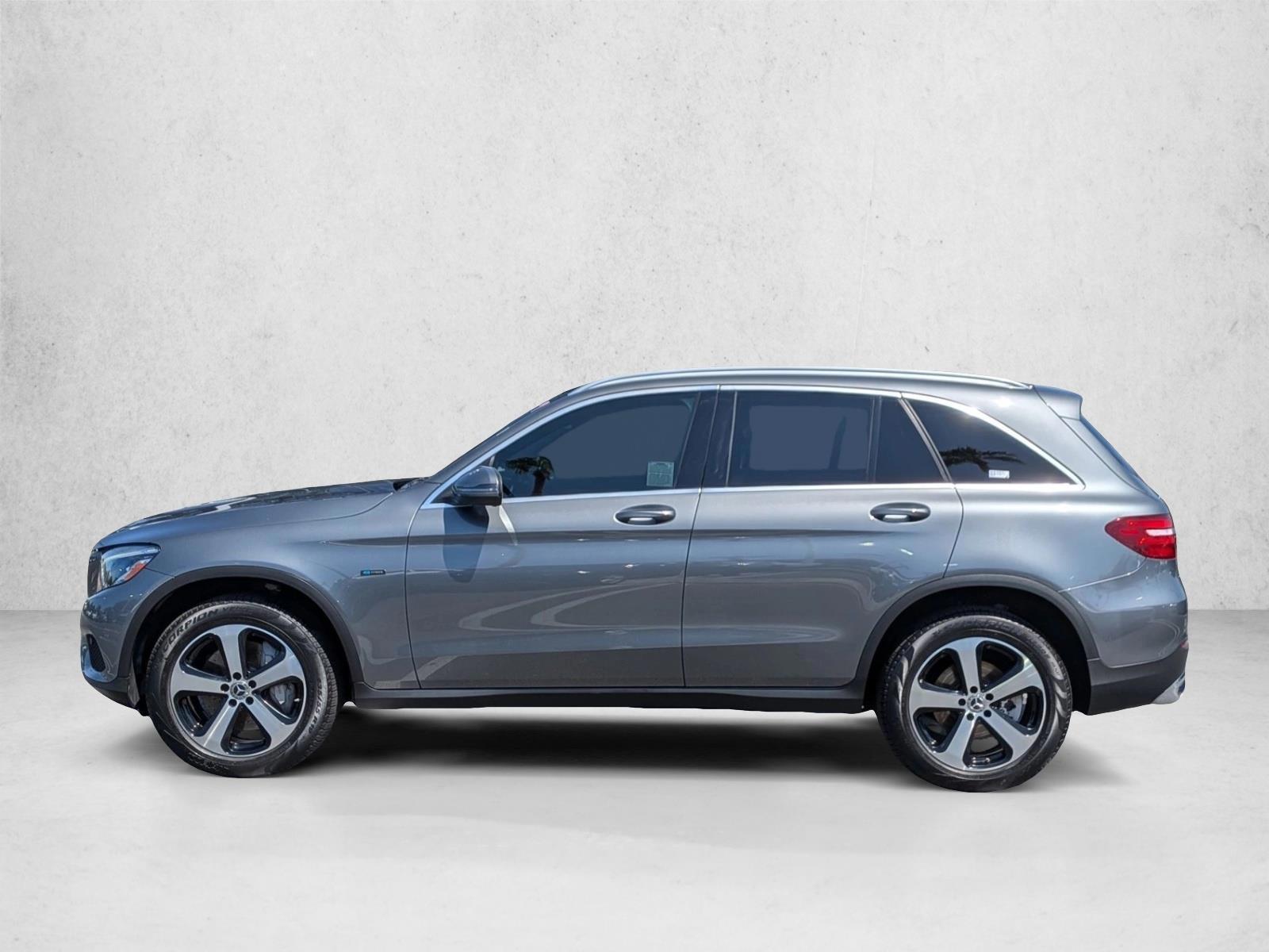 Thumbnail: 2019 Mercedes-Benz GLC - 2