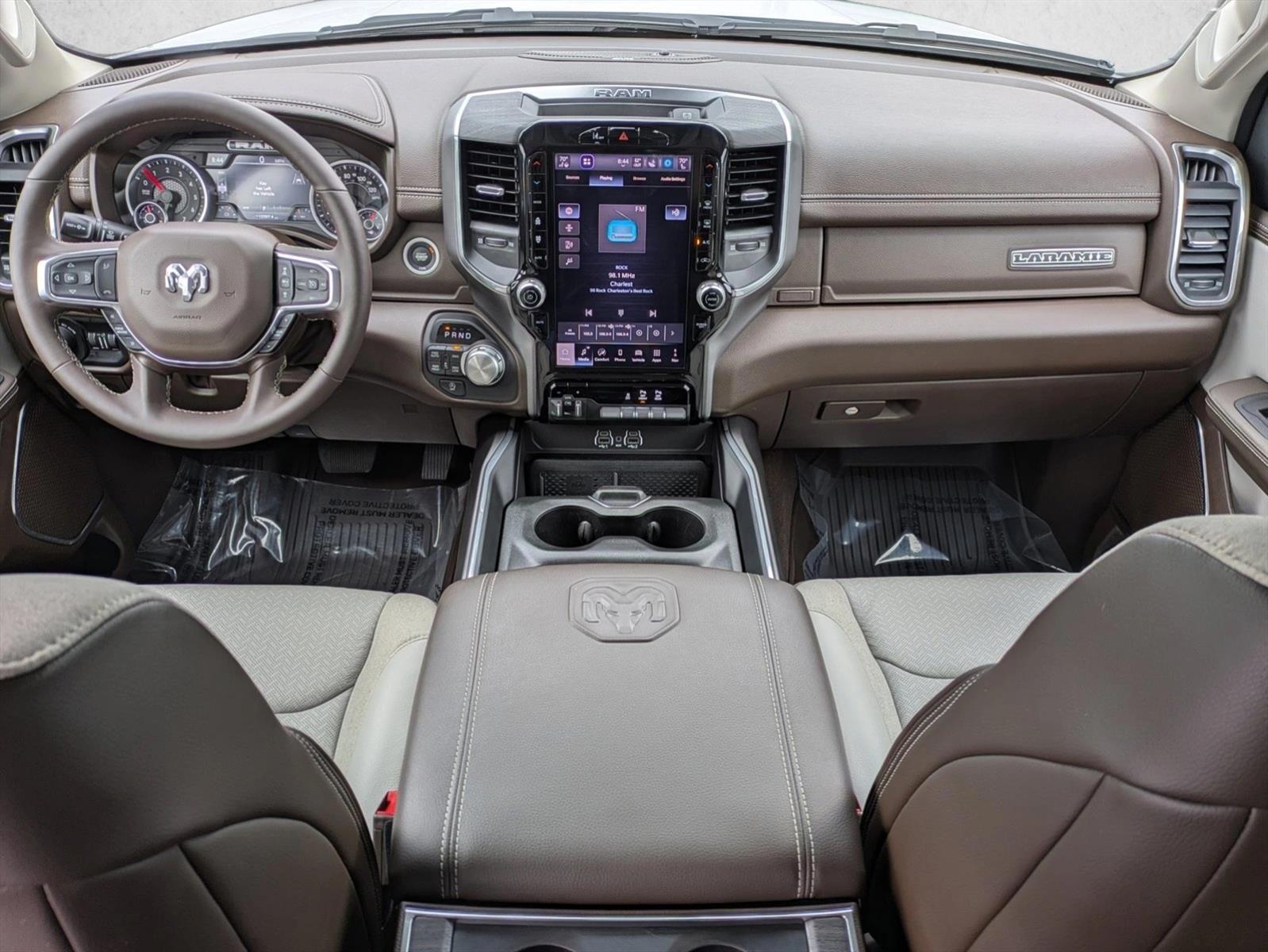 Thumbnail: 2025 RAM 1500 - 3