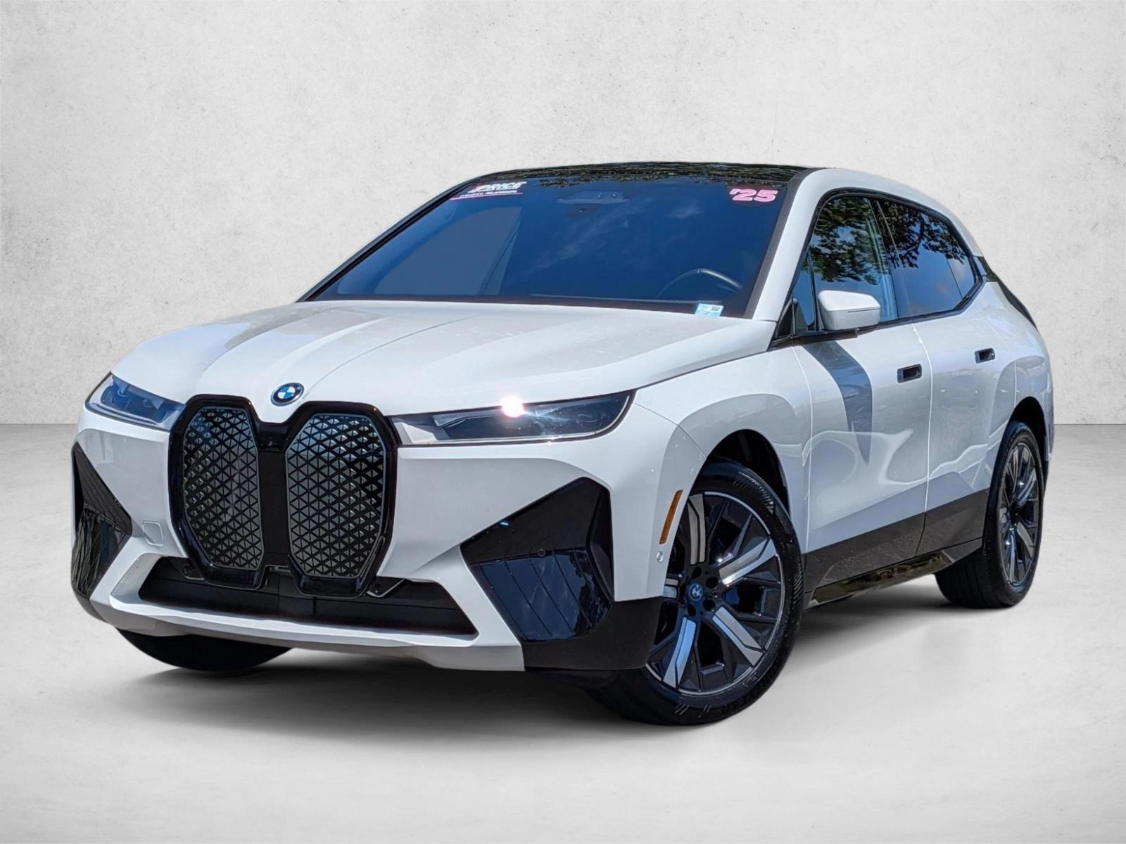 Thumbnail: 2025 BMW iX - 1