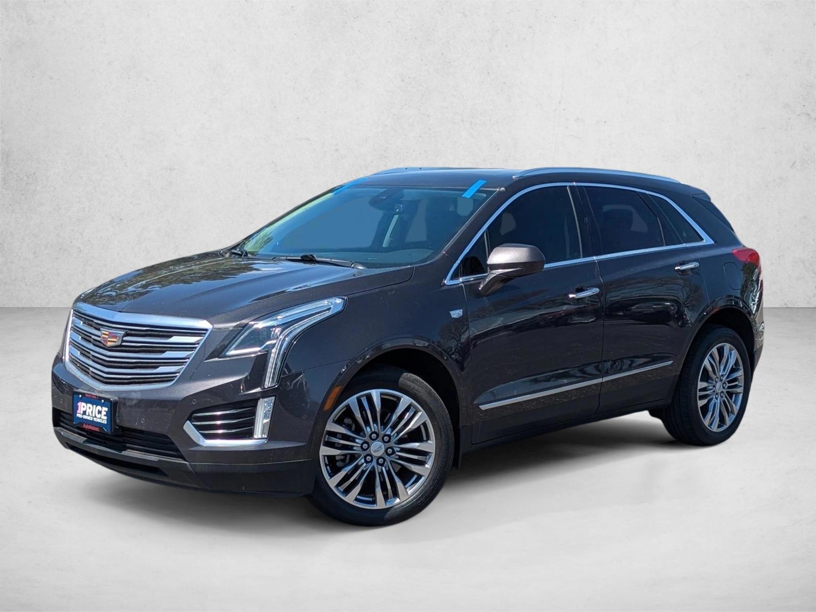 Thumbnail: 2017 Cadillac XT5 - 1