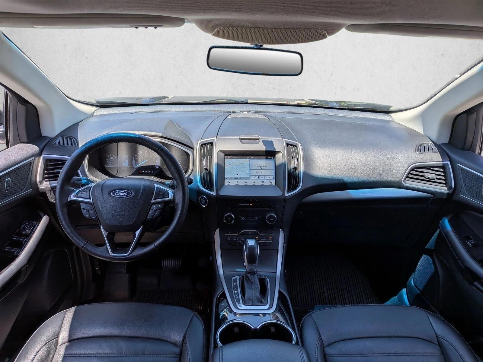Thumbnail: 2018 Ford Edge - 4