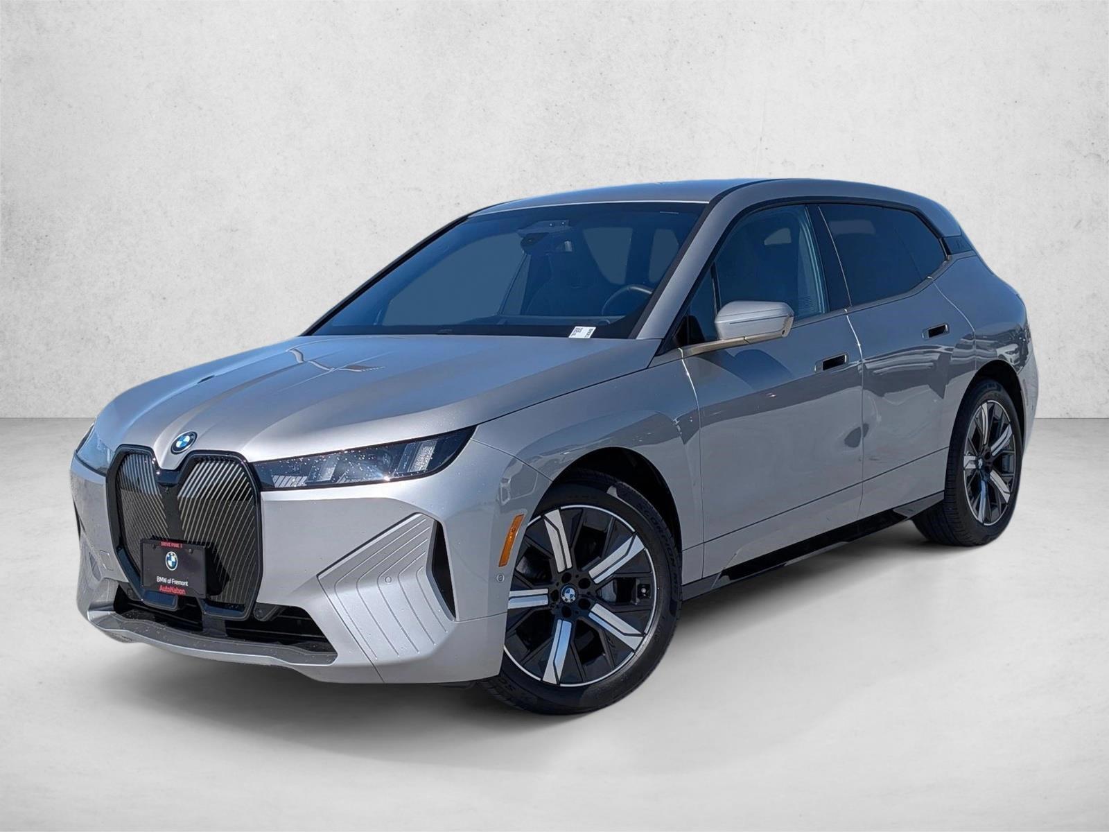Thumbnail: 2026 BMW iX - 1