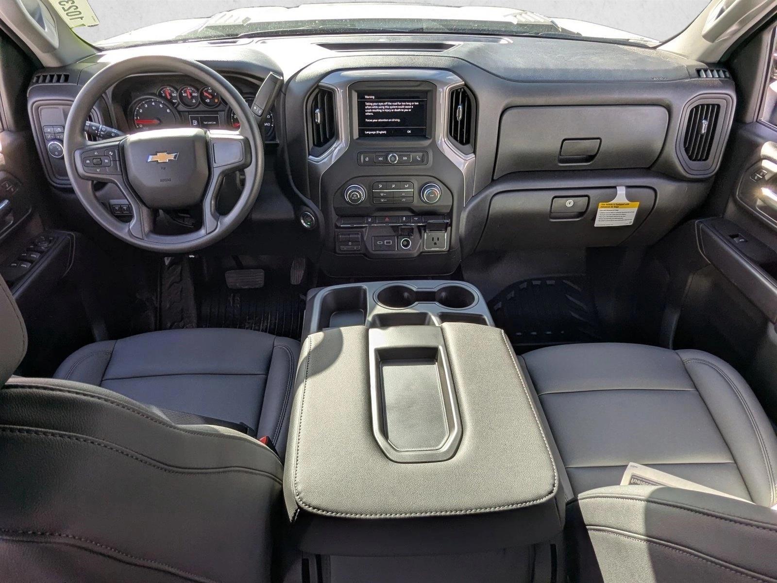 Thumbnail: 2026 Chevrolet Silverado 3500 - 3