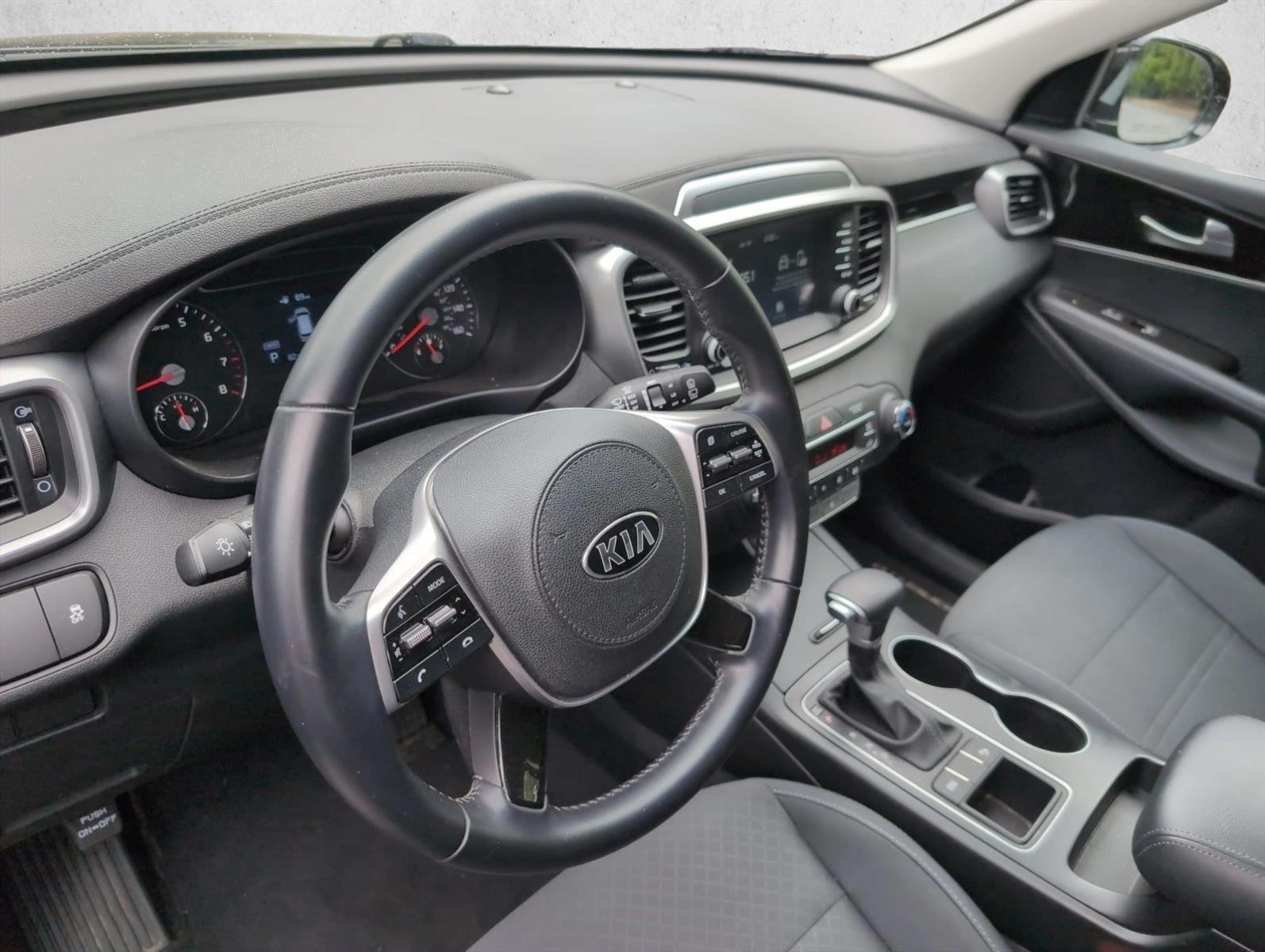 Thumbnail: 2020 Kia Sorento - 2
