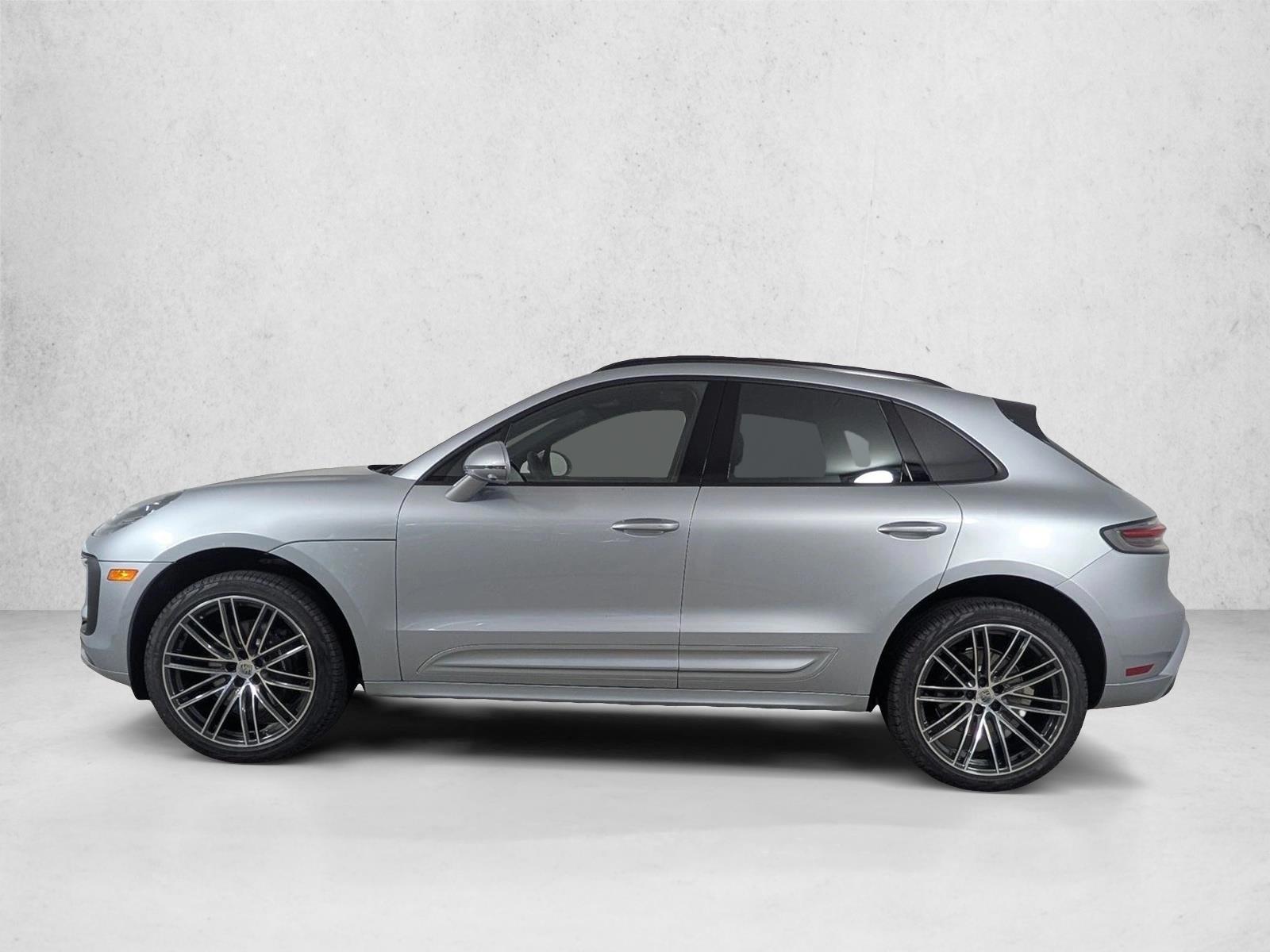 Thumbnail: 2026 Porsche Macan - 2
