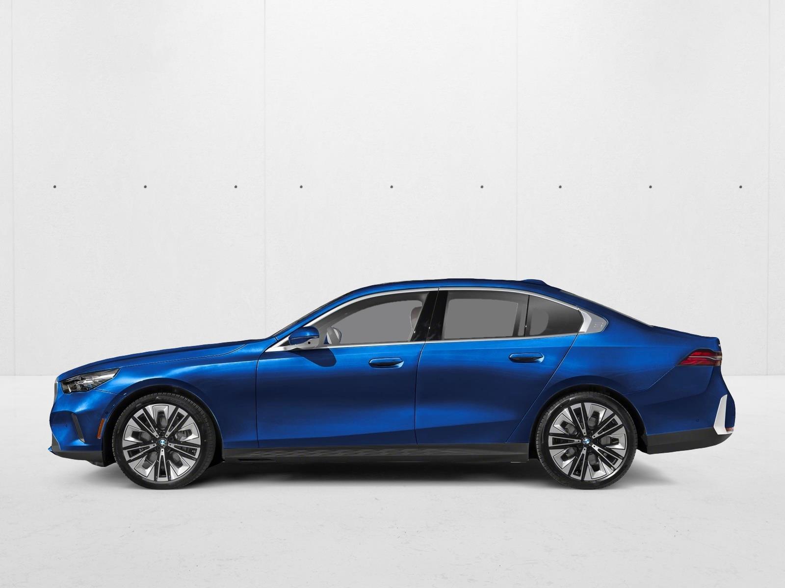 Thumbnail: 2026 BMW 5 Series - 2