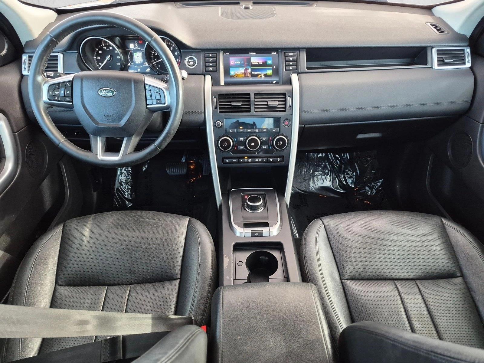 Thumbnail: 2018 Land Rover Discovery Sport - 3