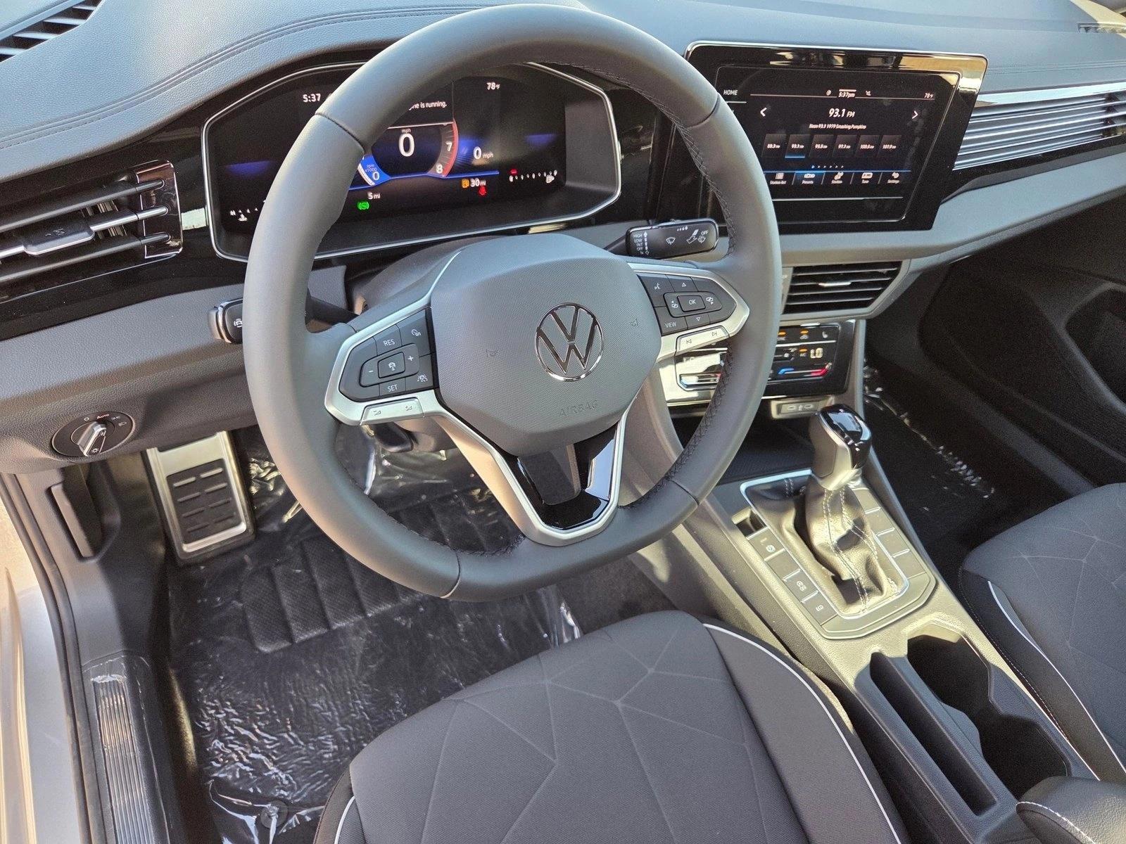 Thumbnail: 2026 Volkswagen Jetta - 3