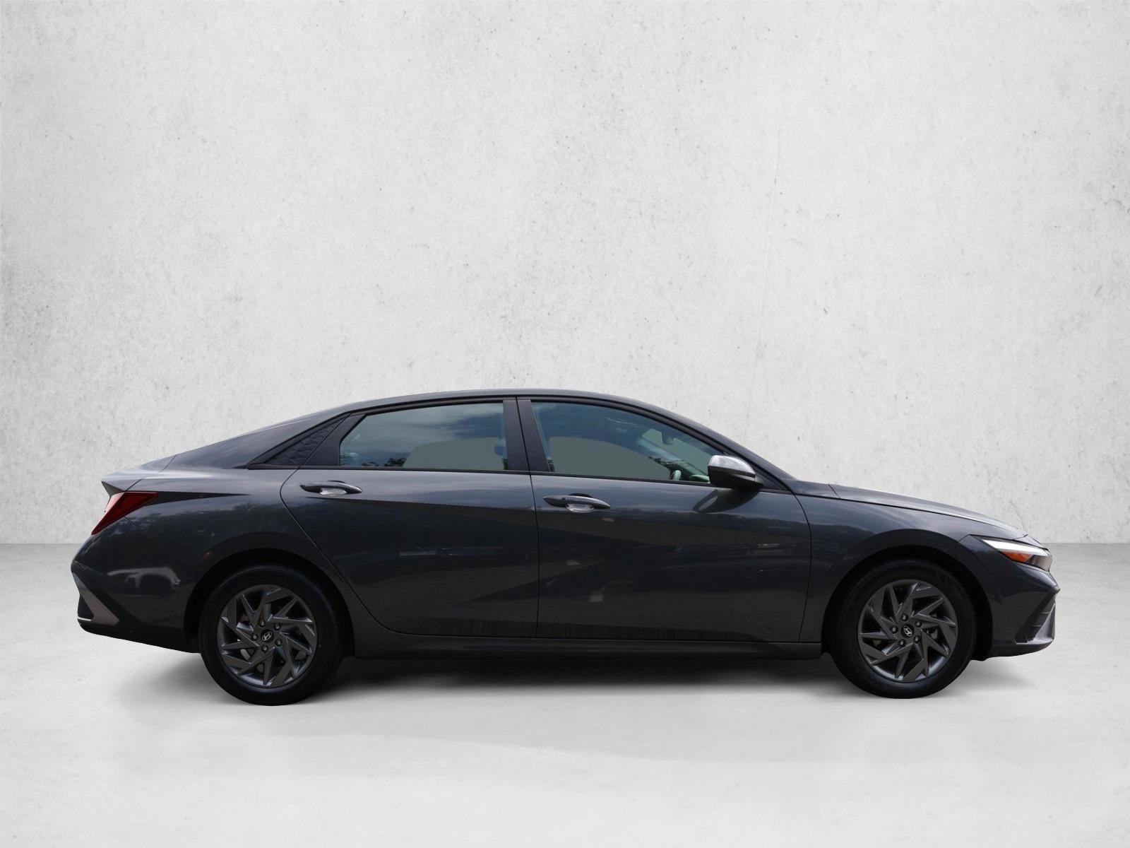 2024 Hyundai Elantra