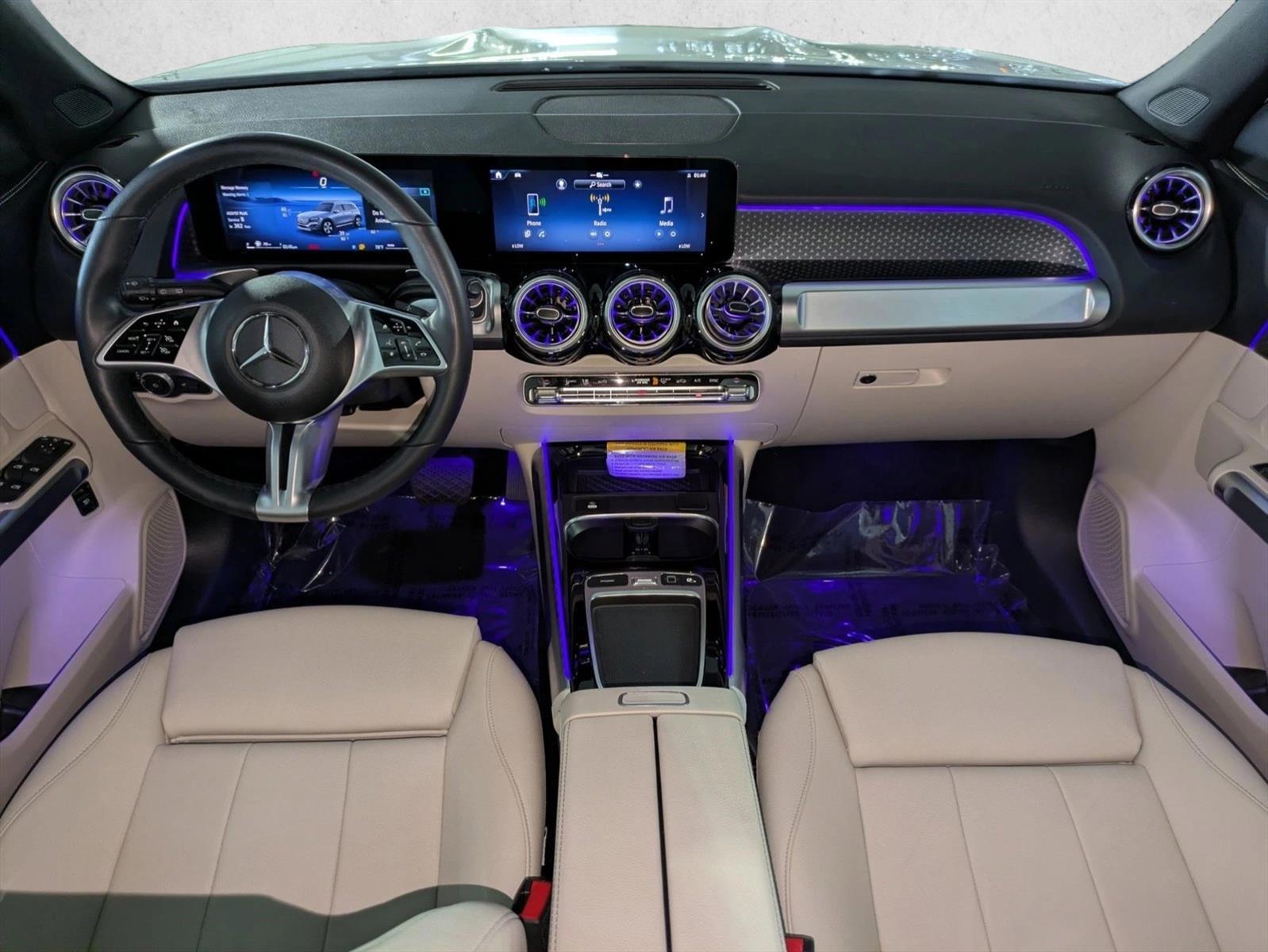 Thumbnail: 2025 Mercedes-Benz GLB - 3