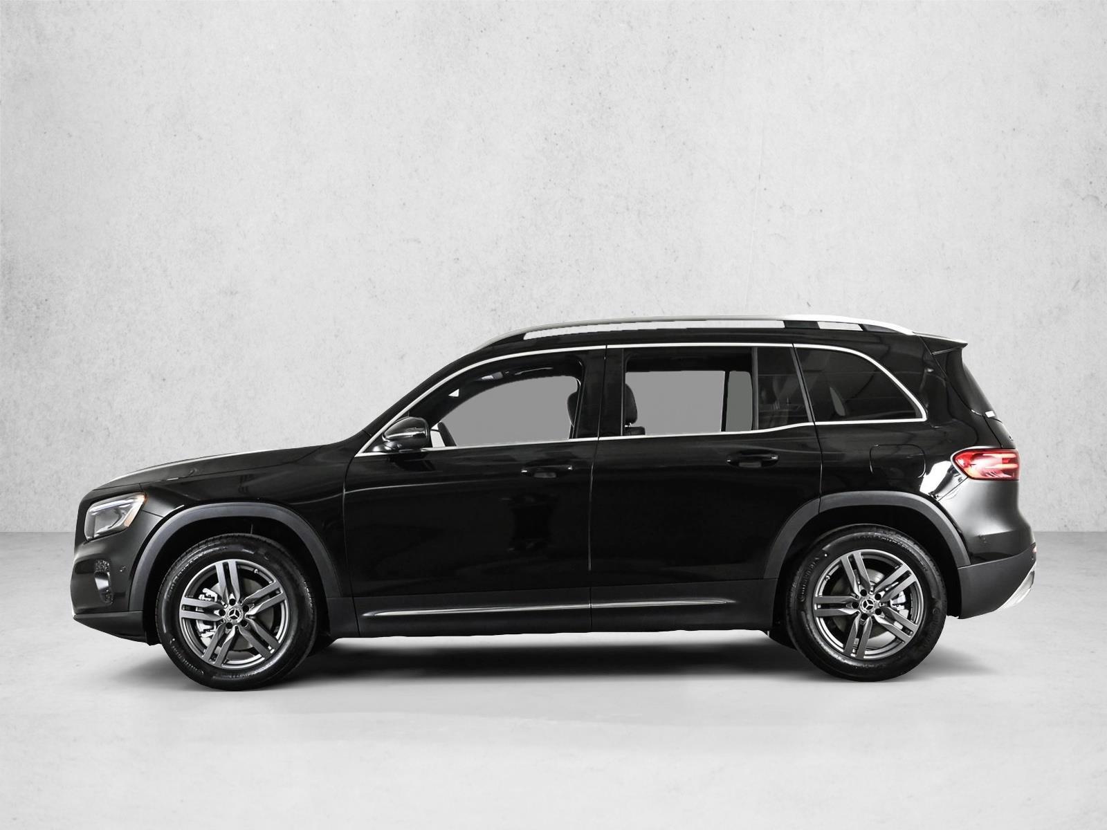 Thumbnail: 2026 Mercedes-Benz GLB - 2