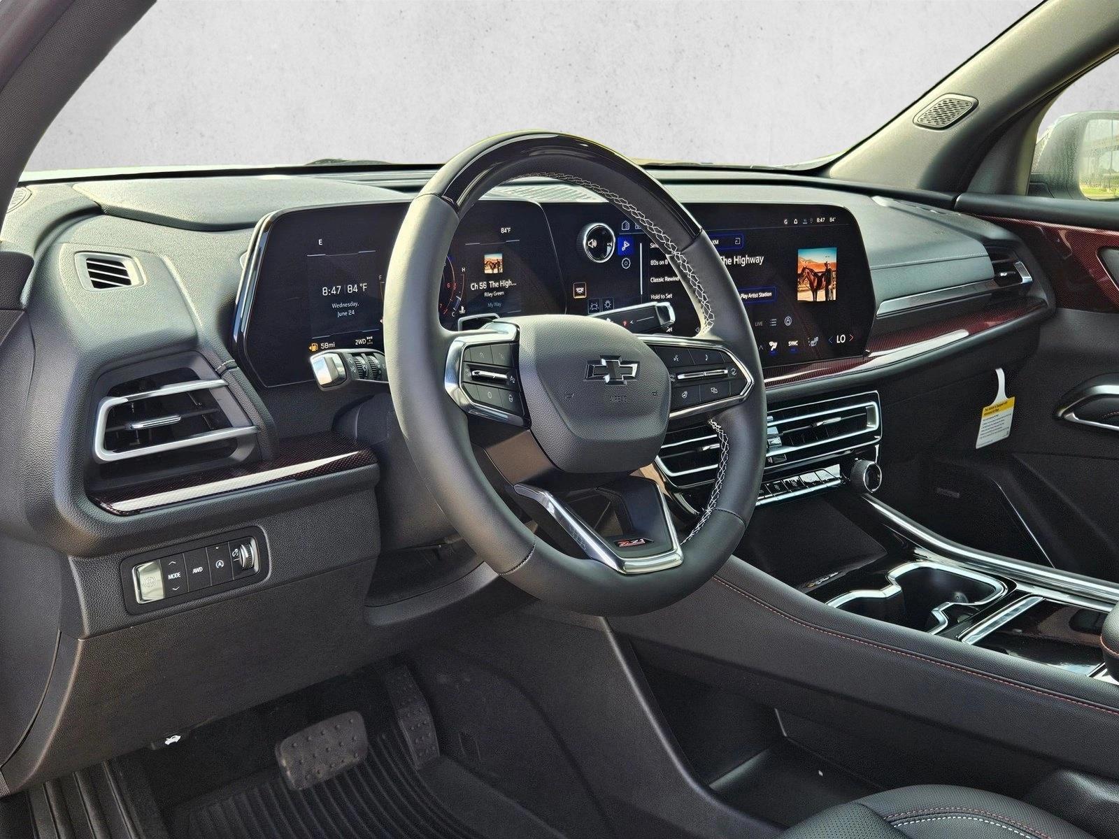 Thumbnail: 2026 Chevrolet Traverse - 3