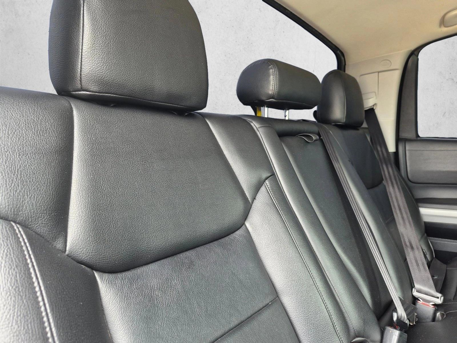 2018 Toyota Tundra SR5 - Photo 14