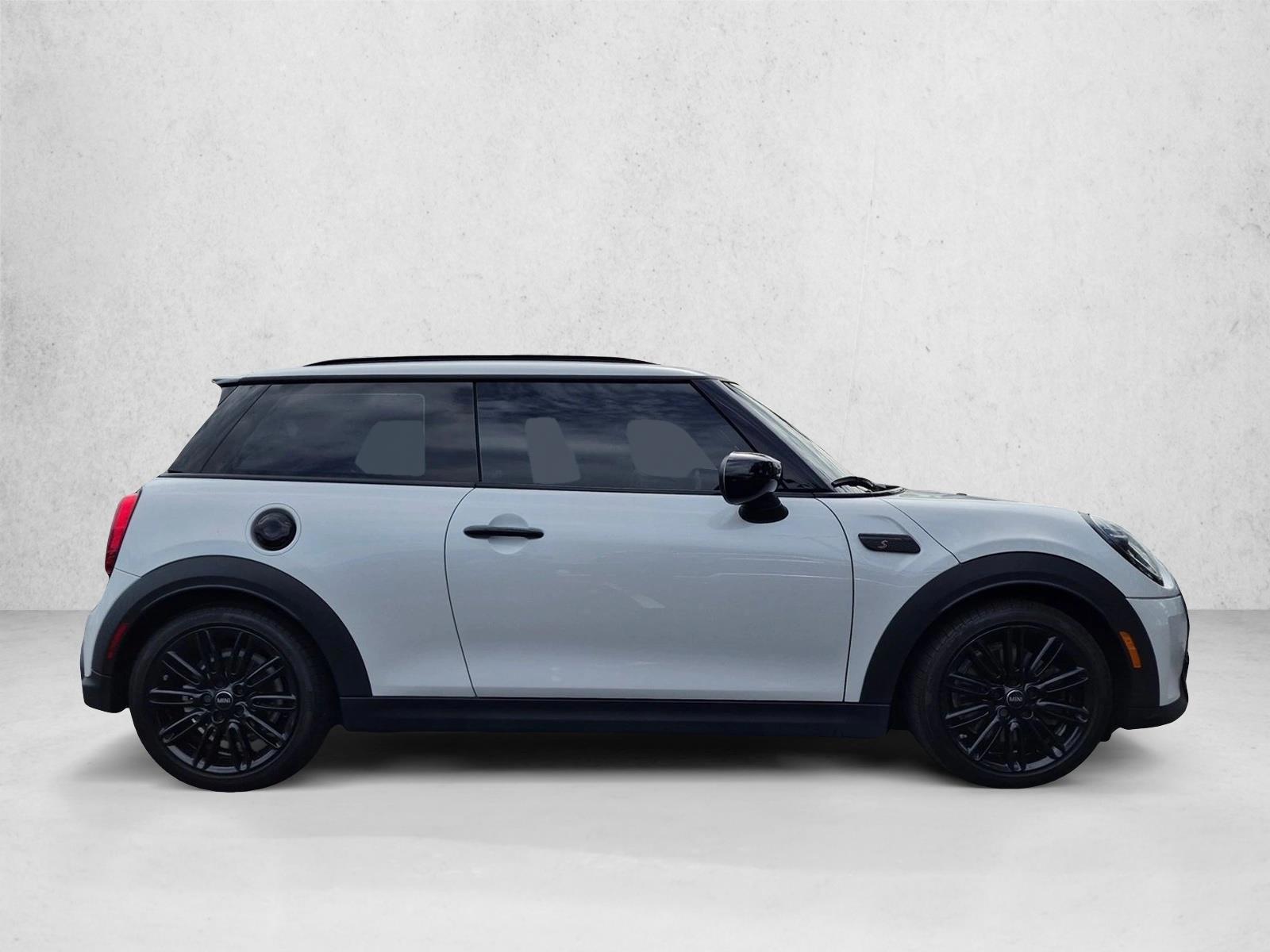 2024 MINI Hardtop 2 Door S - Photo 7