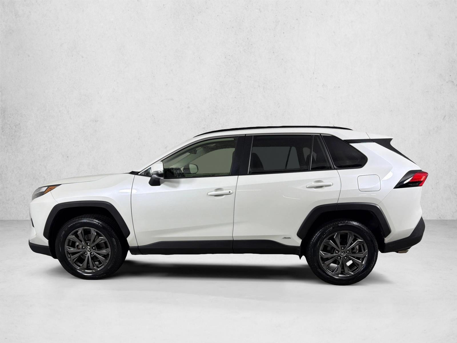 Thumbnail: 2022 Toyota RAV4 - 2