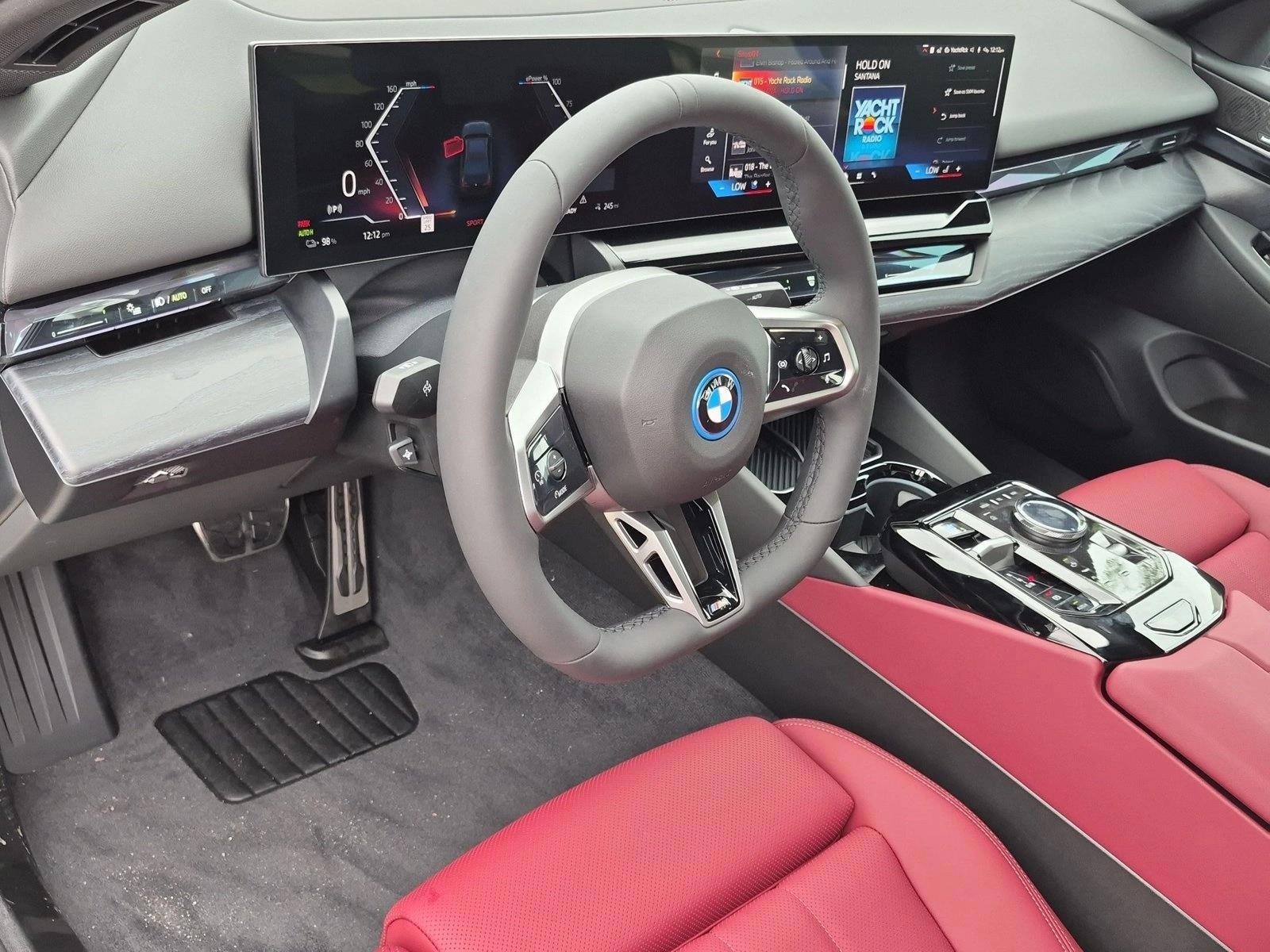 Thumbnail: 2027 BMW i5 - 3