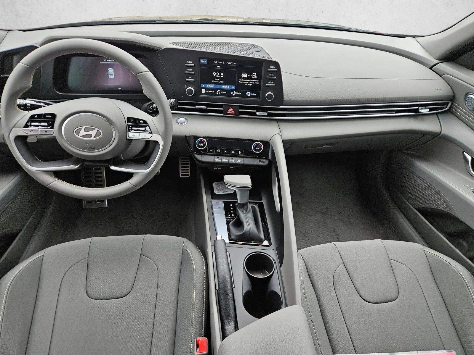 Thumbnail: 2026 Hyundai Elantra - 3