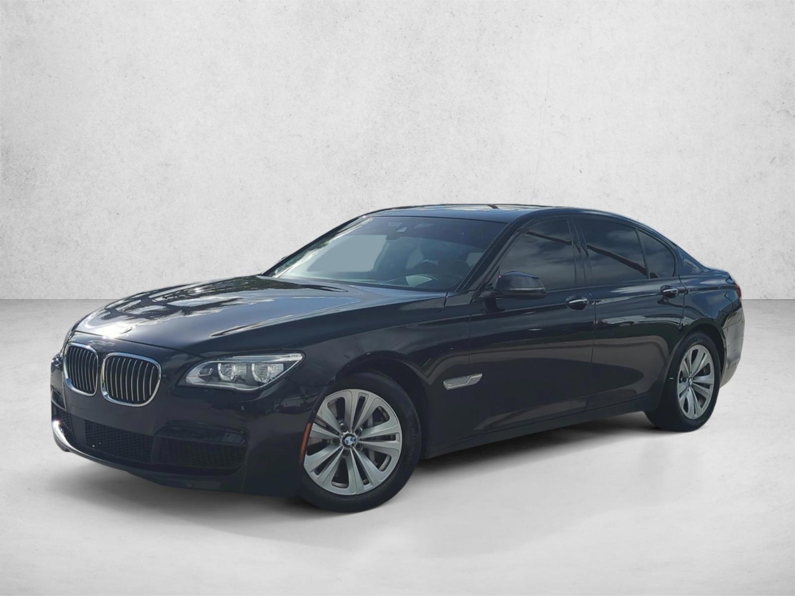 Thumbnail: 2015 BMW 7 Series - 1